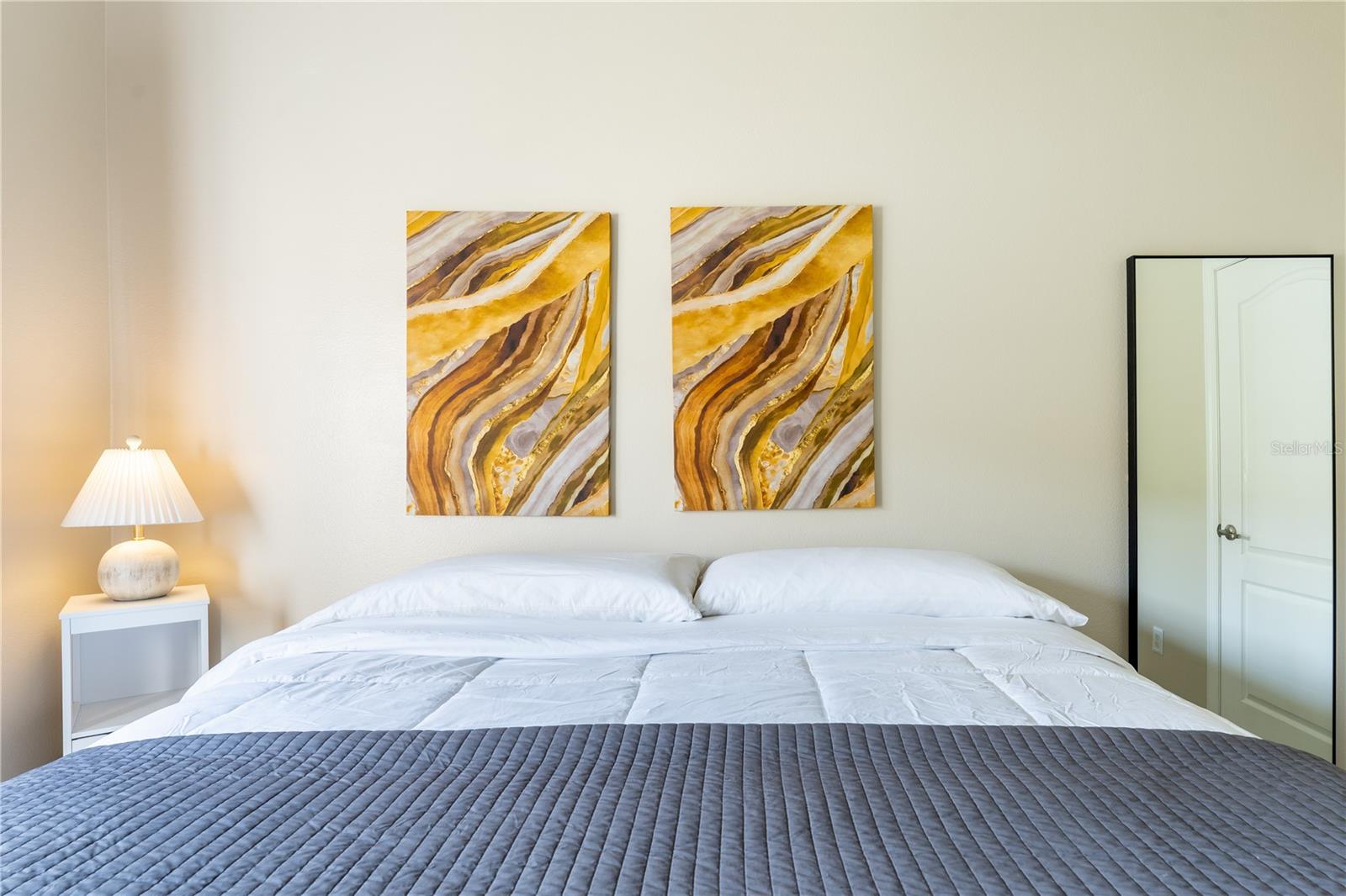 Image 34 of 67 For 8963 Majesty Palm Road