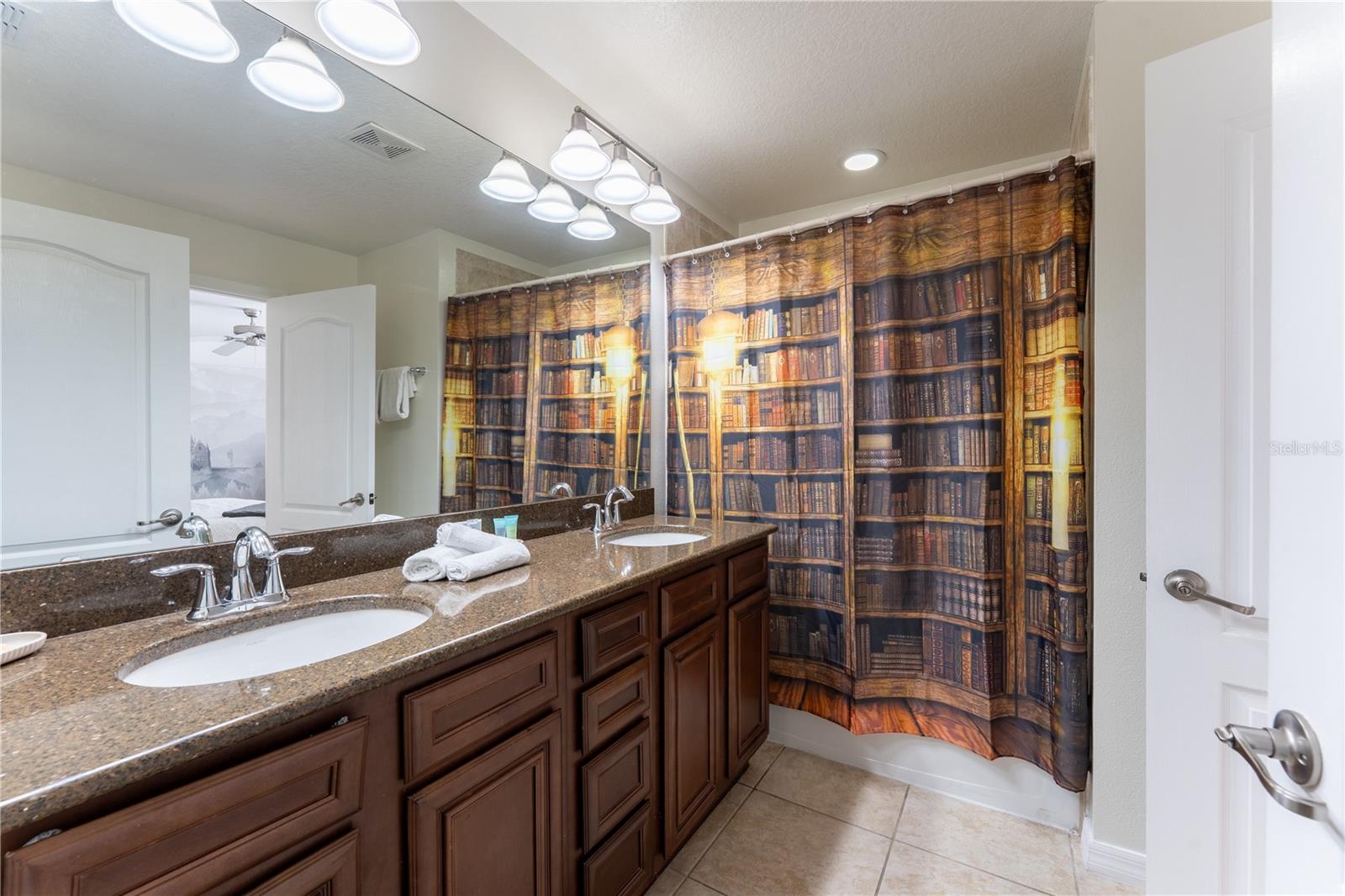 Image 7 of 67 For 8963 Majesty Palm Road