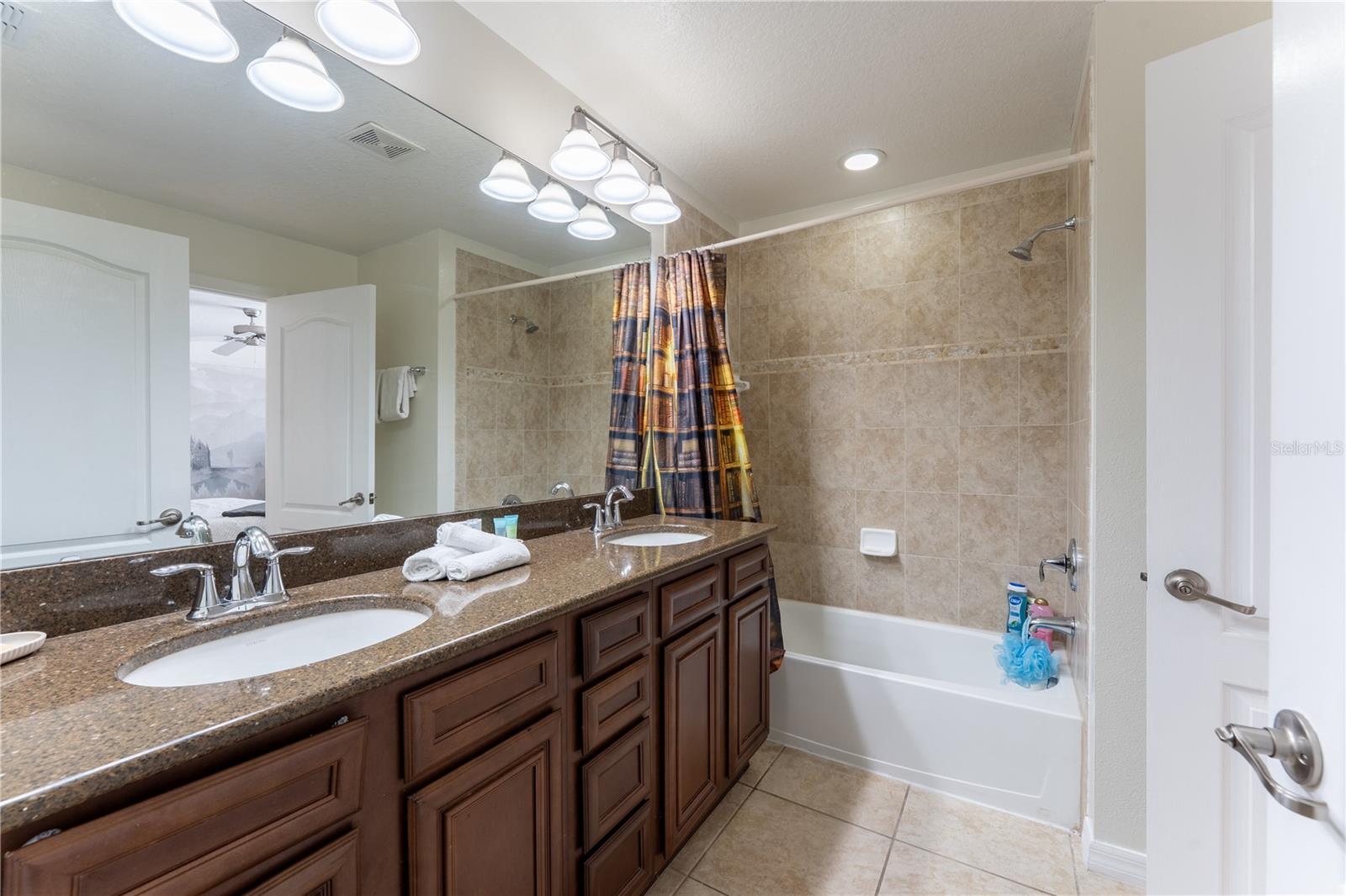 Image 8 of 67 For 8963 Majesty Palm Road