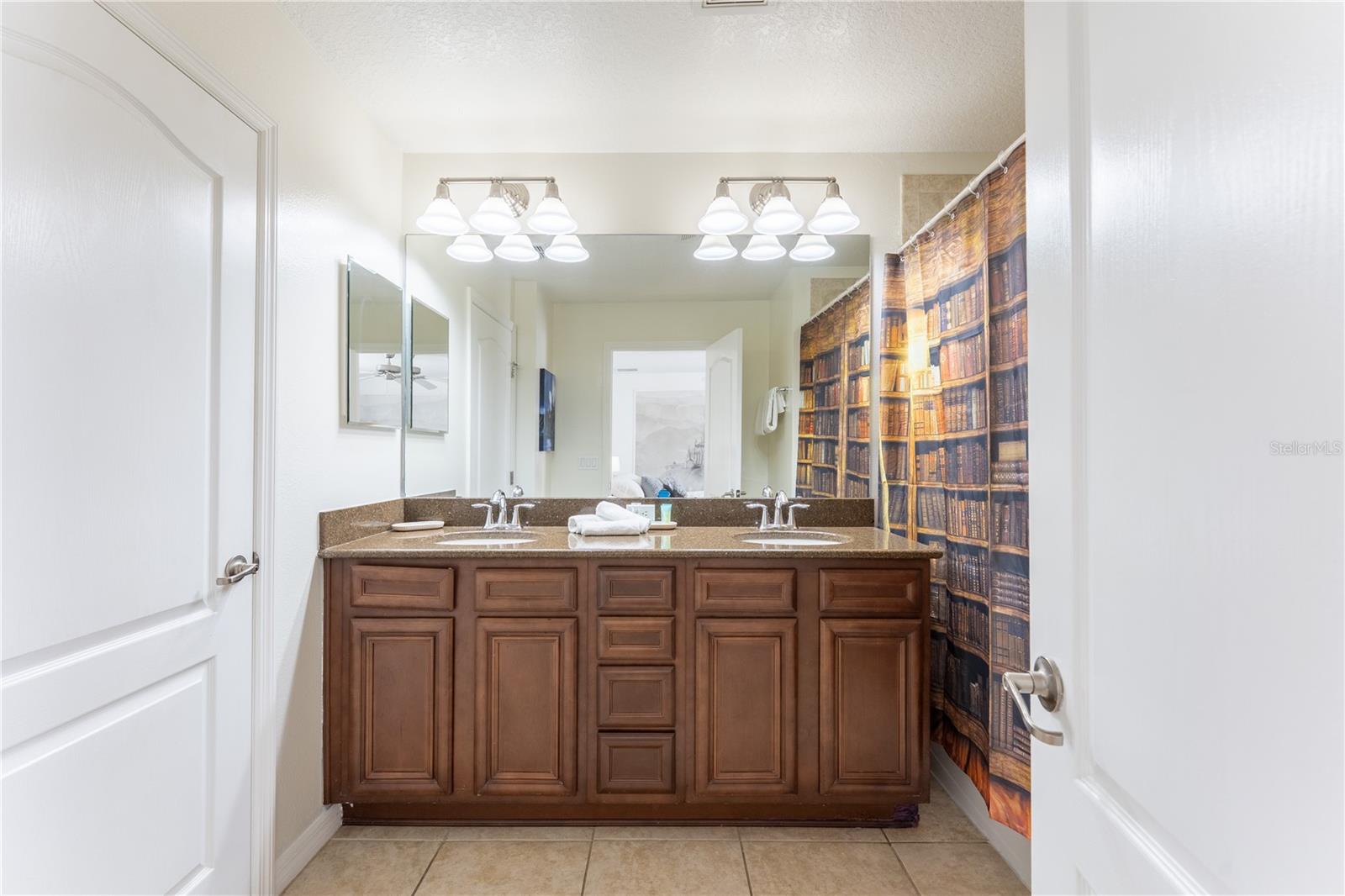 Image 9 of 67 For 8963 Majesty Palm Road