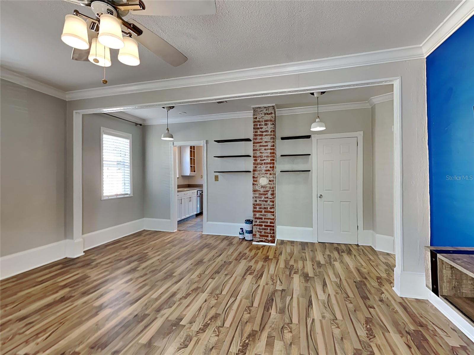 Image 11 of 12 For 1518 Pinewood Drive