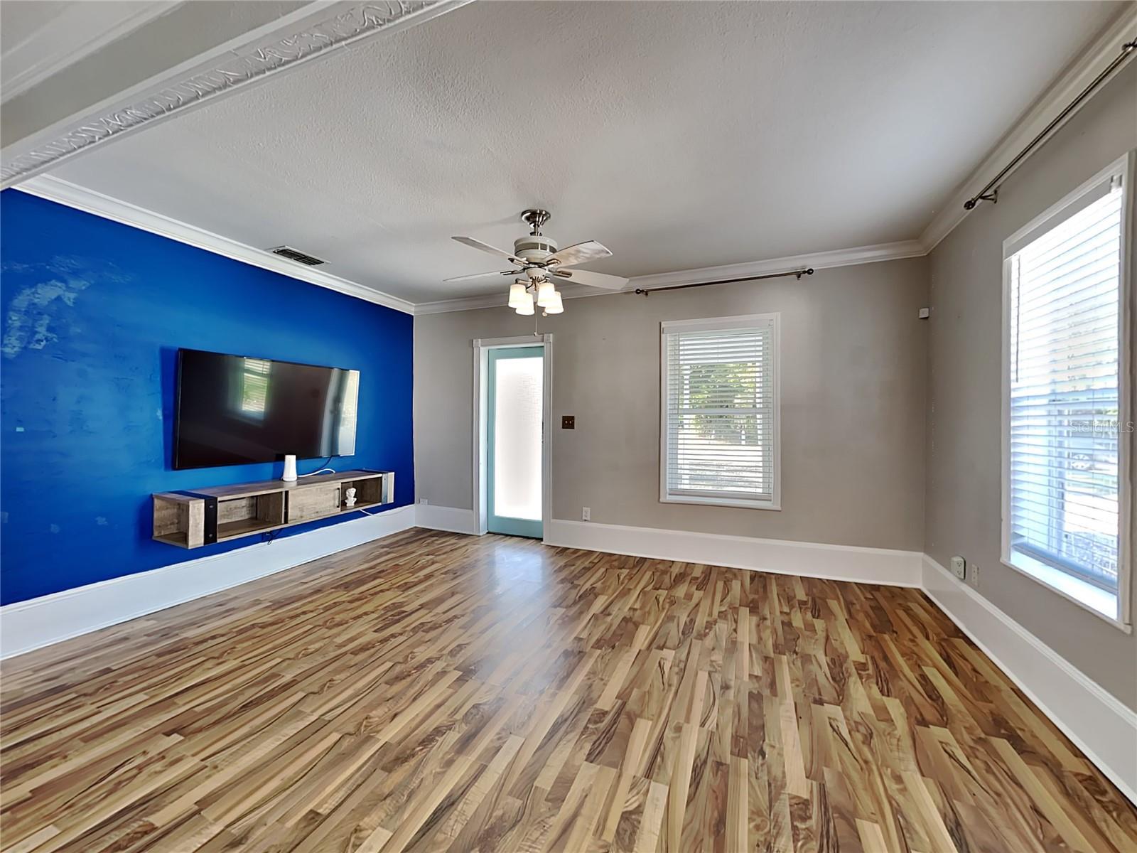 Image 2 of 12 For 1518 Pinewood Drive