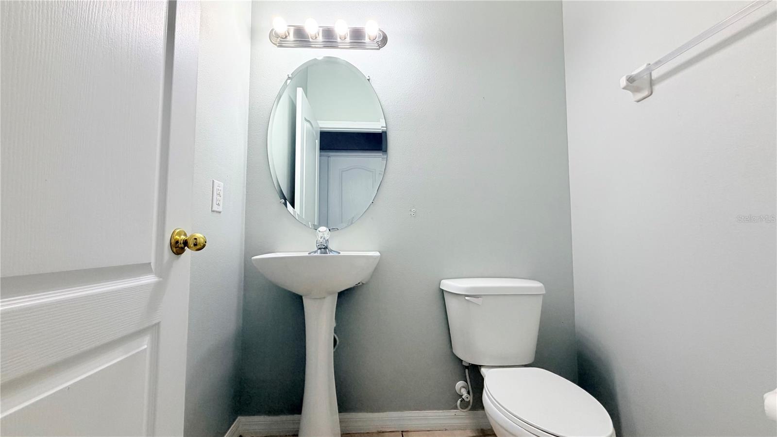 Image 14 of 18 For 1860 Centennial Avenue