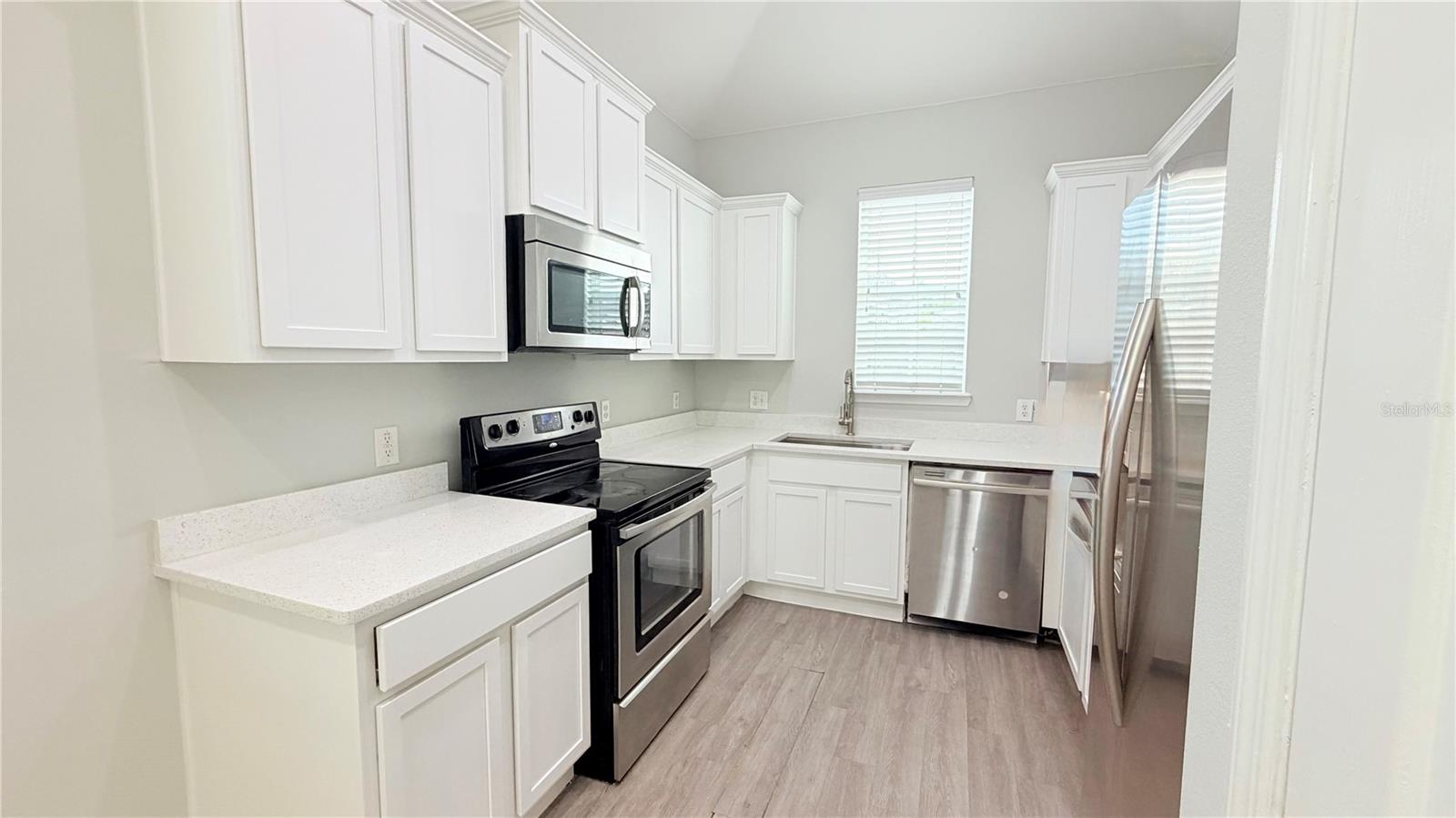 Image 4 of 18 For 1860 Centennial Avenue