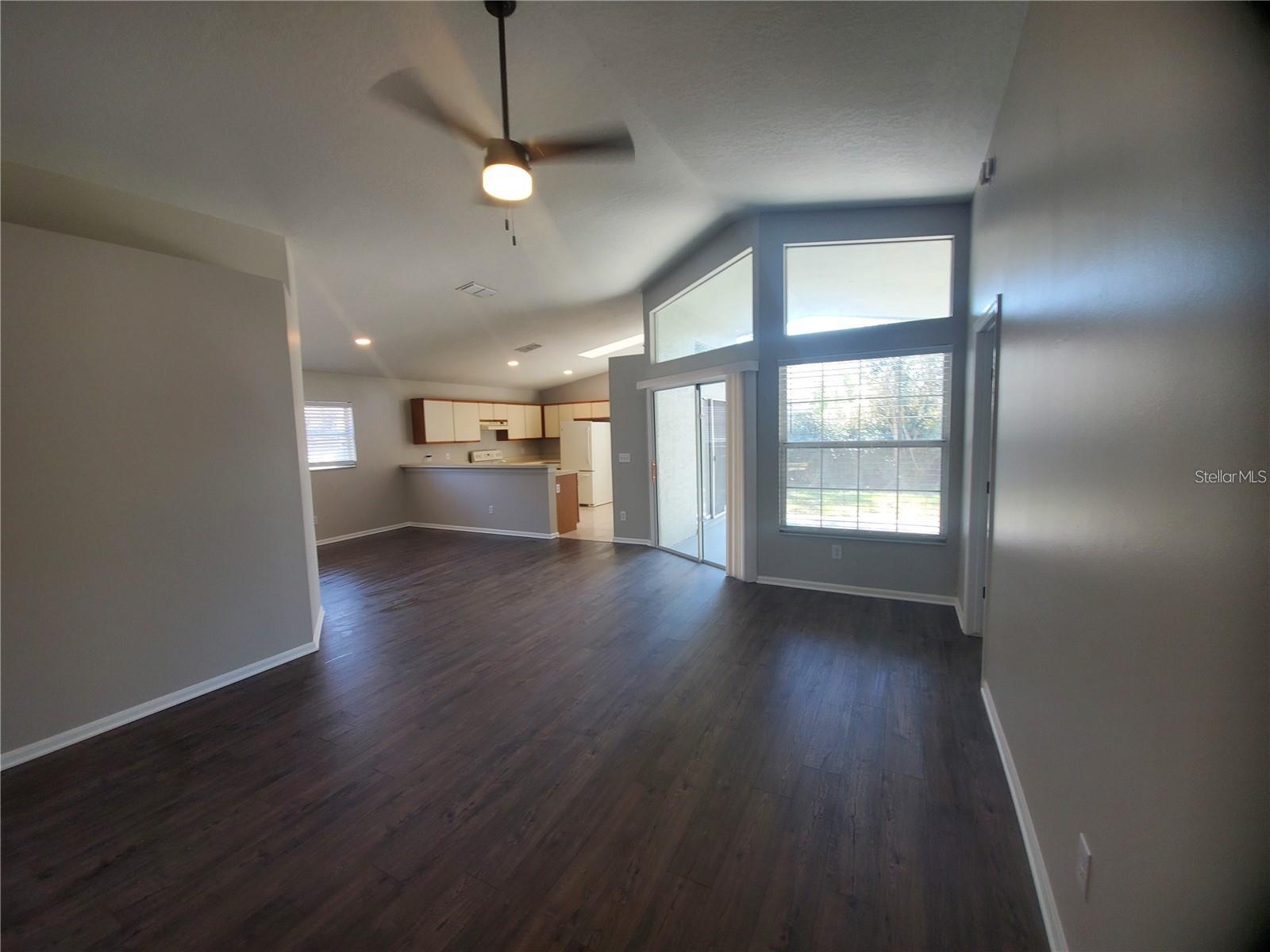 Image 3 of 16 For 3037 Barrymore Court