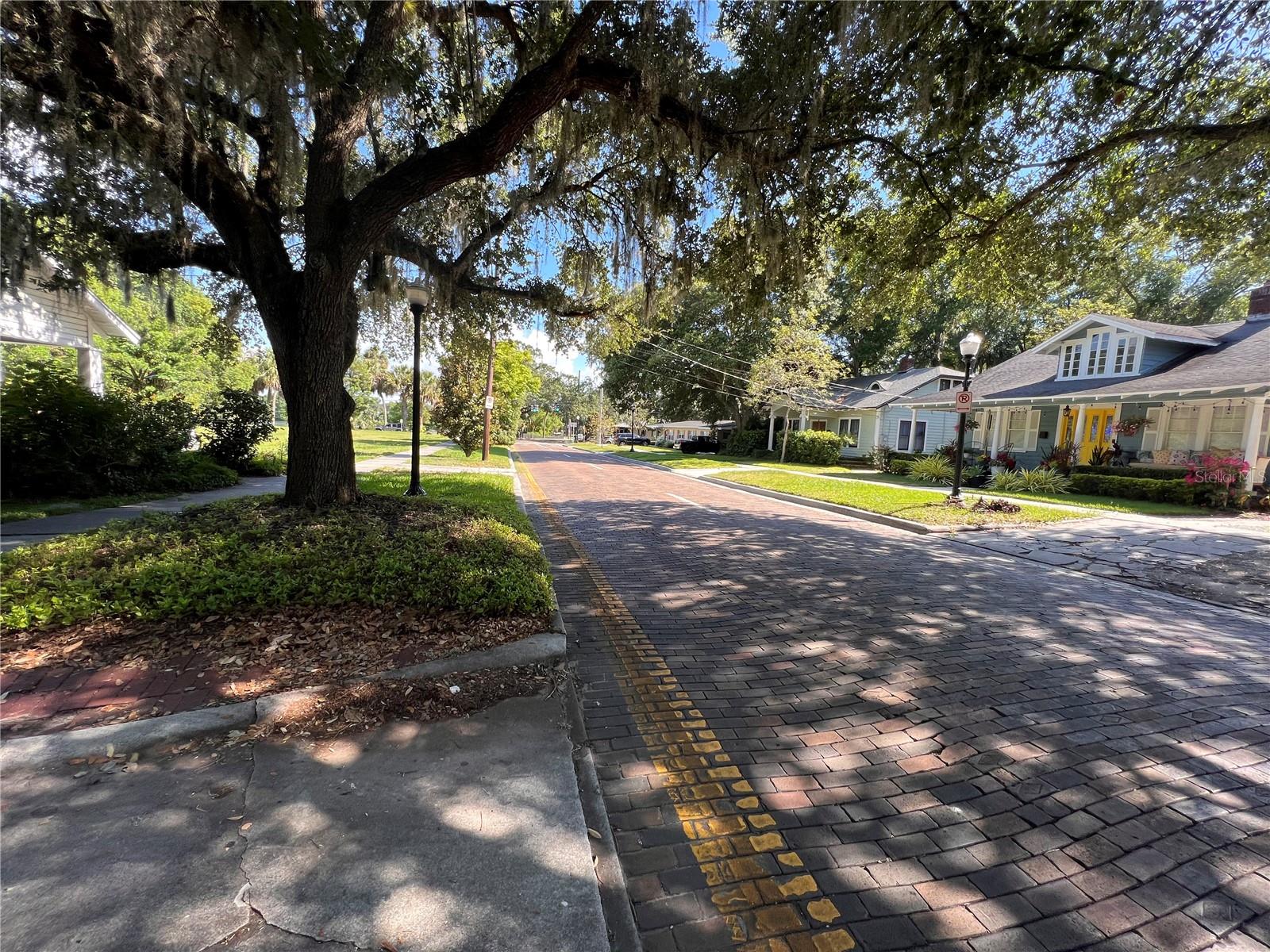 Image 19 of 20 For 21 Thornton Avenue