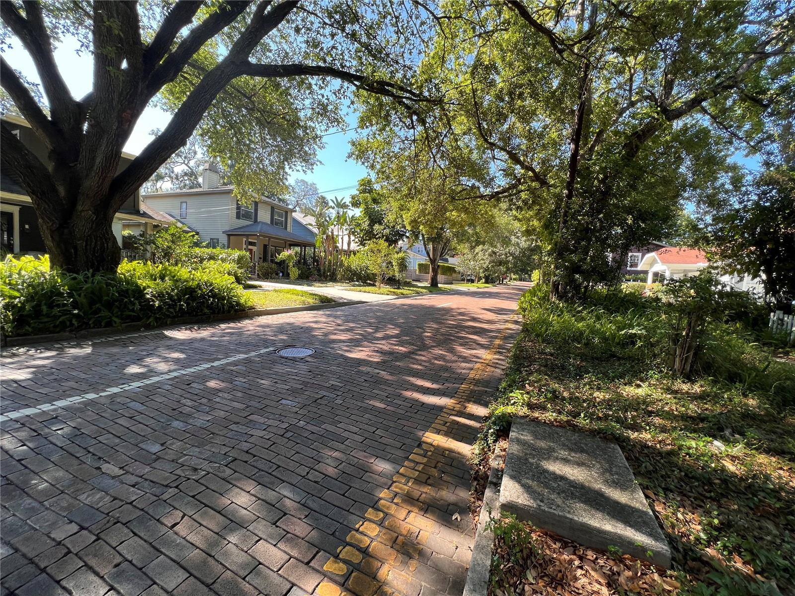 Image 20 of 20 For 21 Thornton Avenue