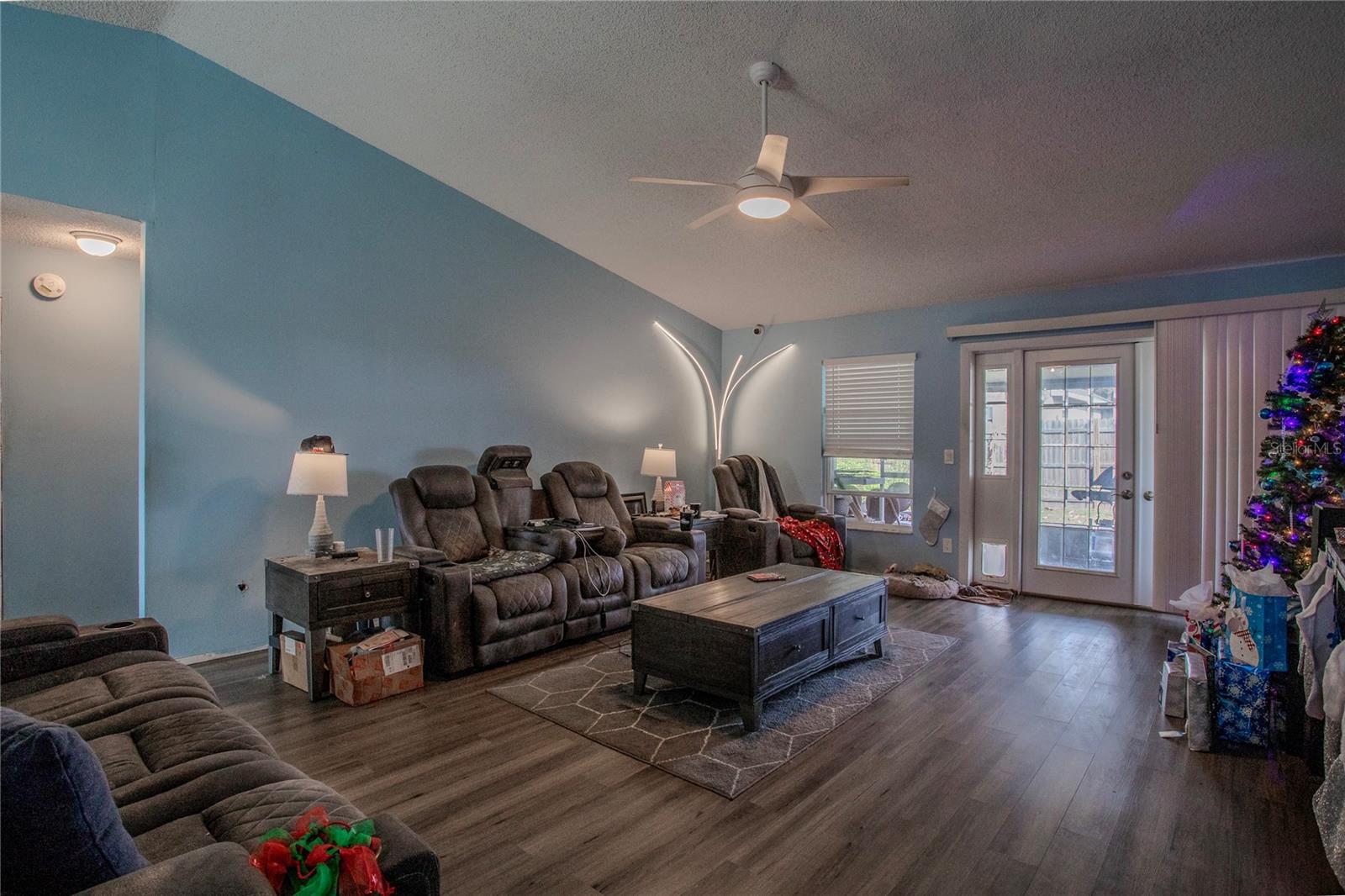 Image 2 of 26 For 7927 Sapphire Lane