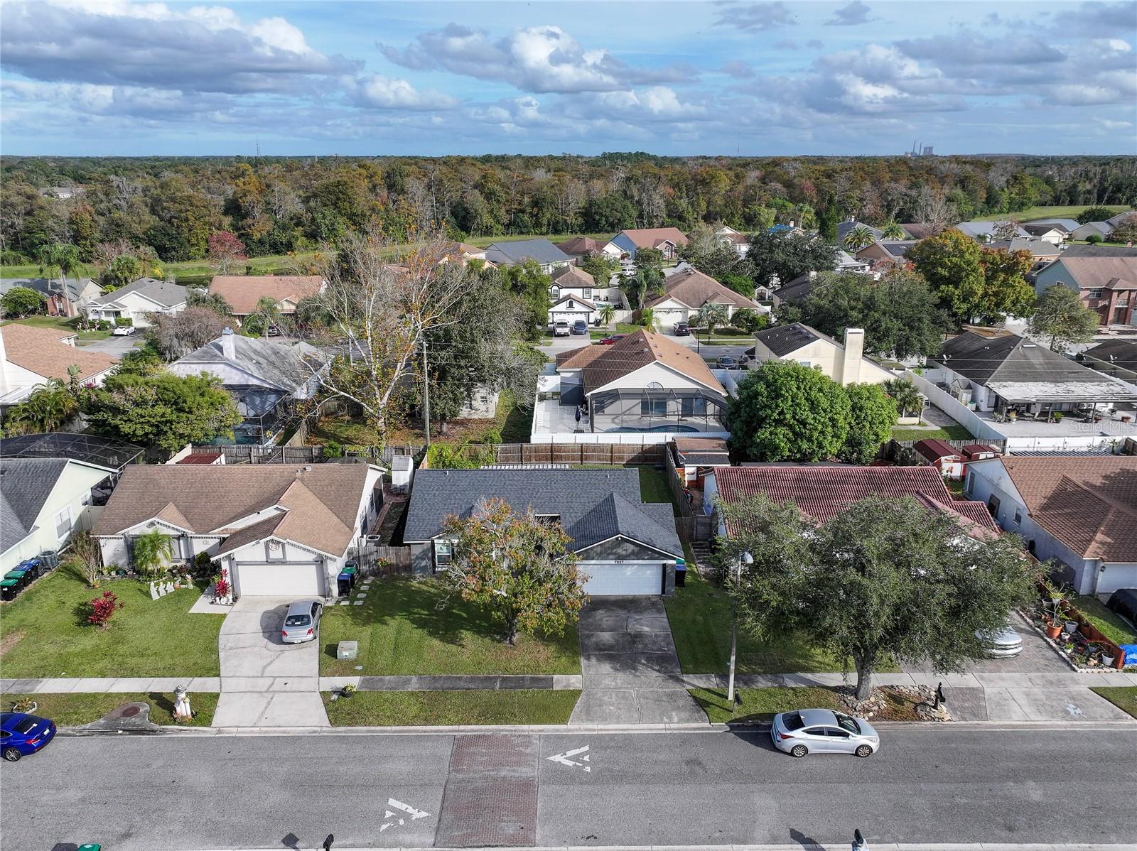 Image 22 of 26 For 7927 Sapphire Lane