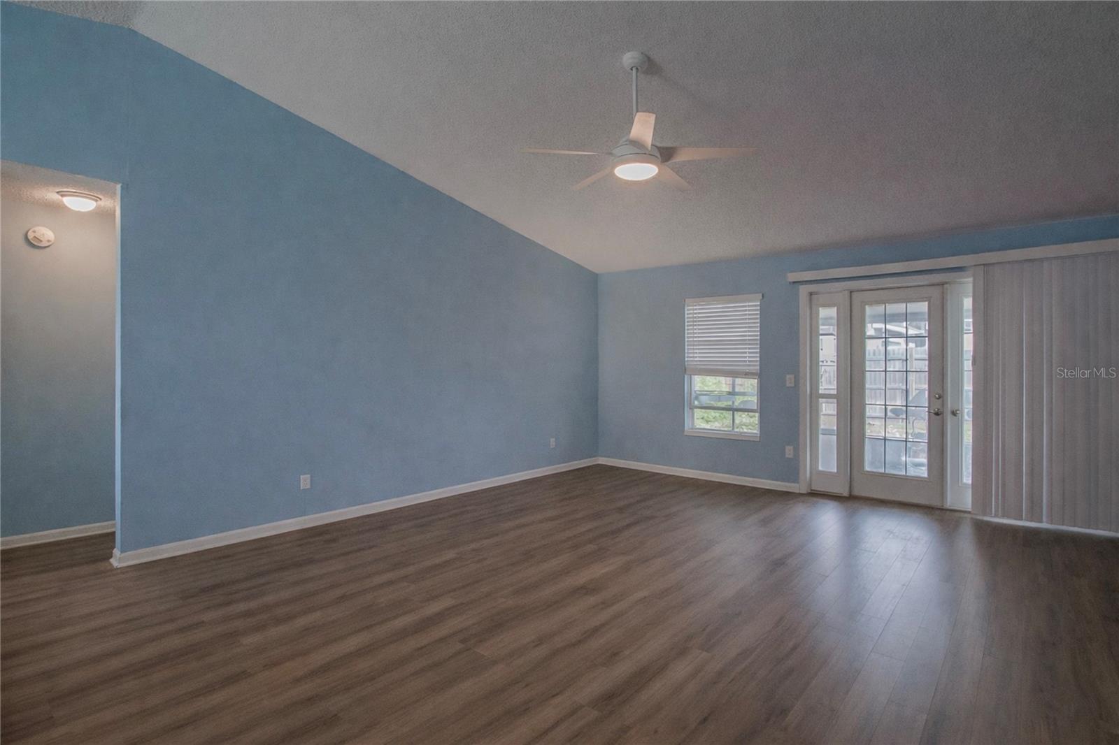 Image 3 of 26 For 7927 Sapphire Lane