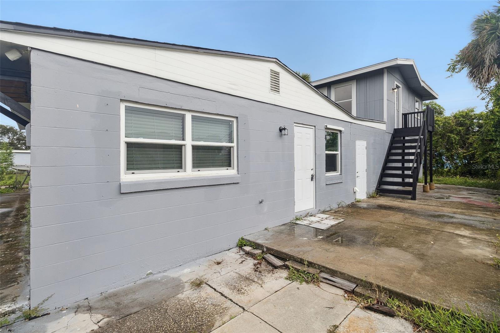 Image 4 of 28 For 1125 Gainey Drive