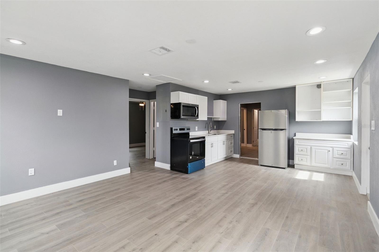 Image 5 of 28 For 1125 Gainey Drive