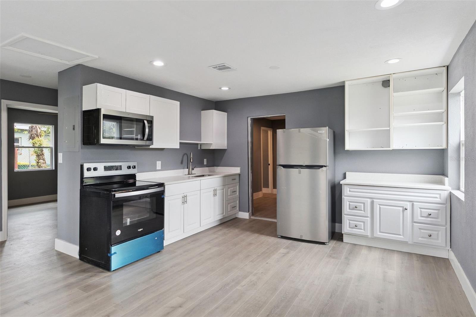 Image 6 of 28 For 1125 Gainey Drive