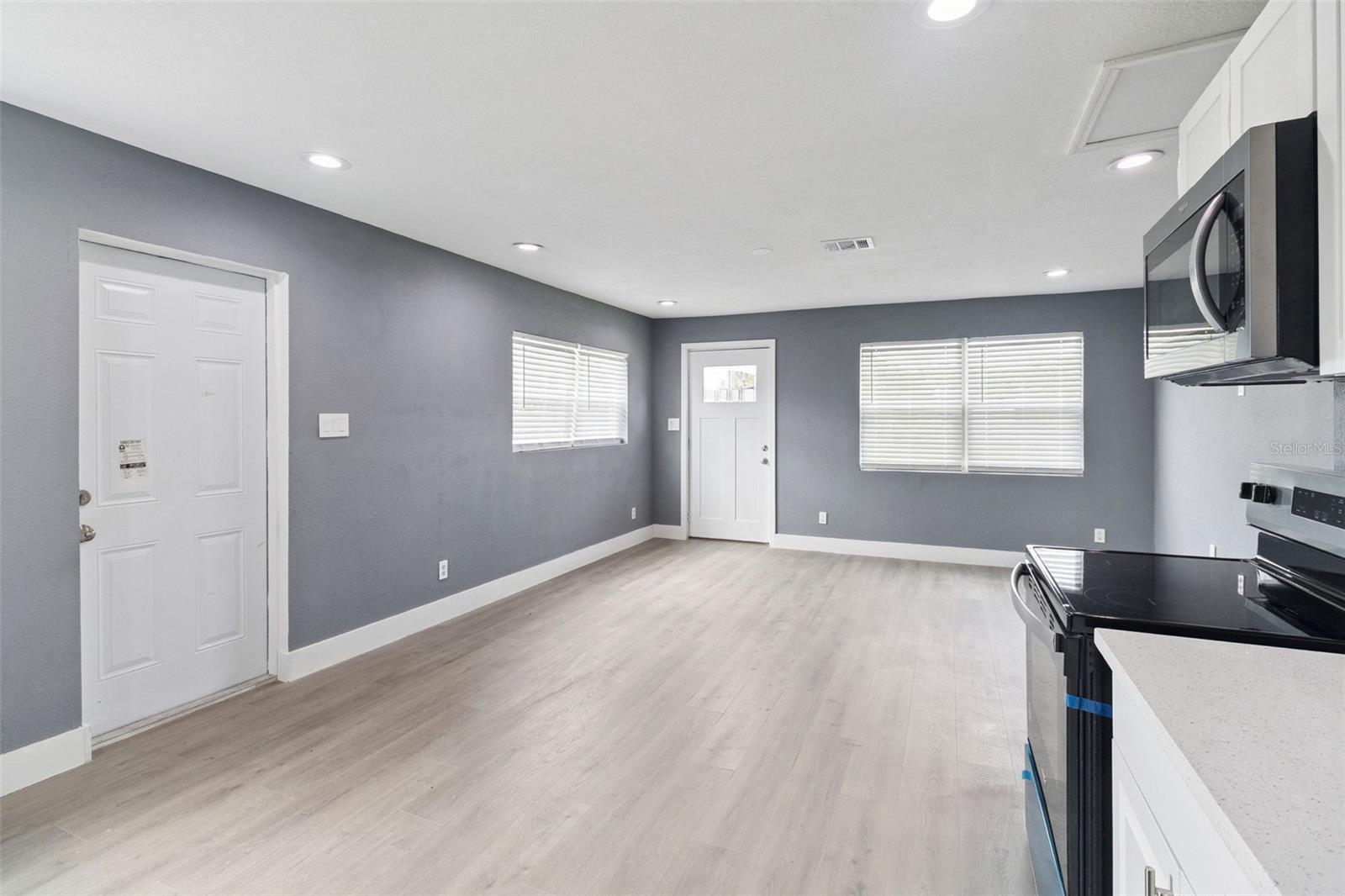 Image 8 of 28 For 1125 Gainey Drive