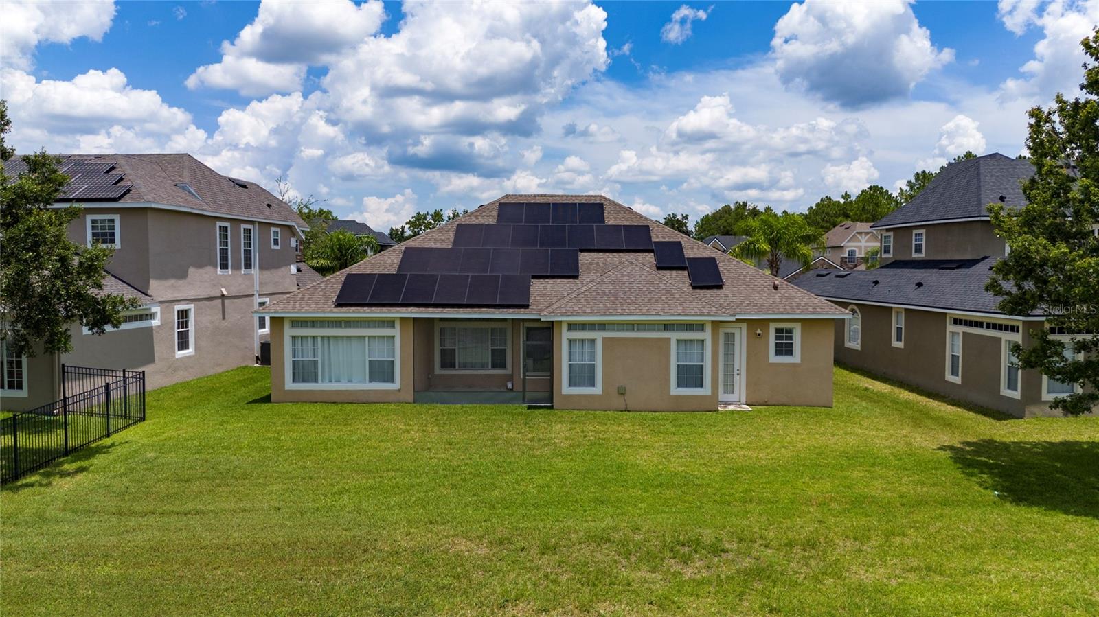 Image 18 of 51 For 16138 Bristol Lake Circle