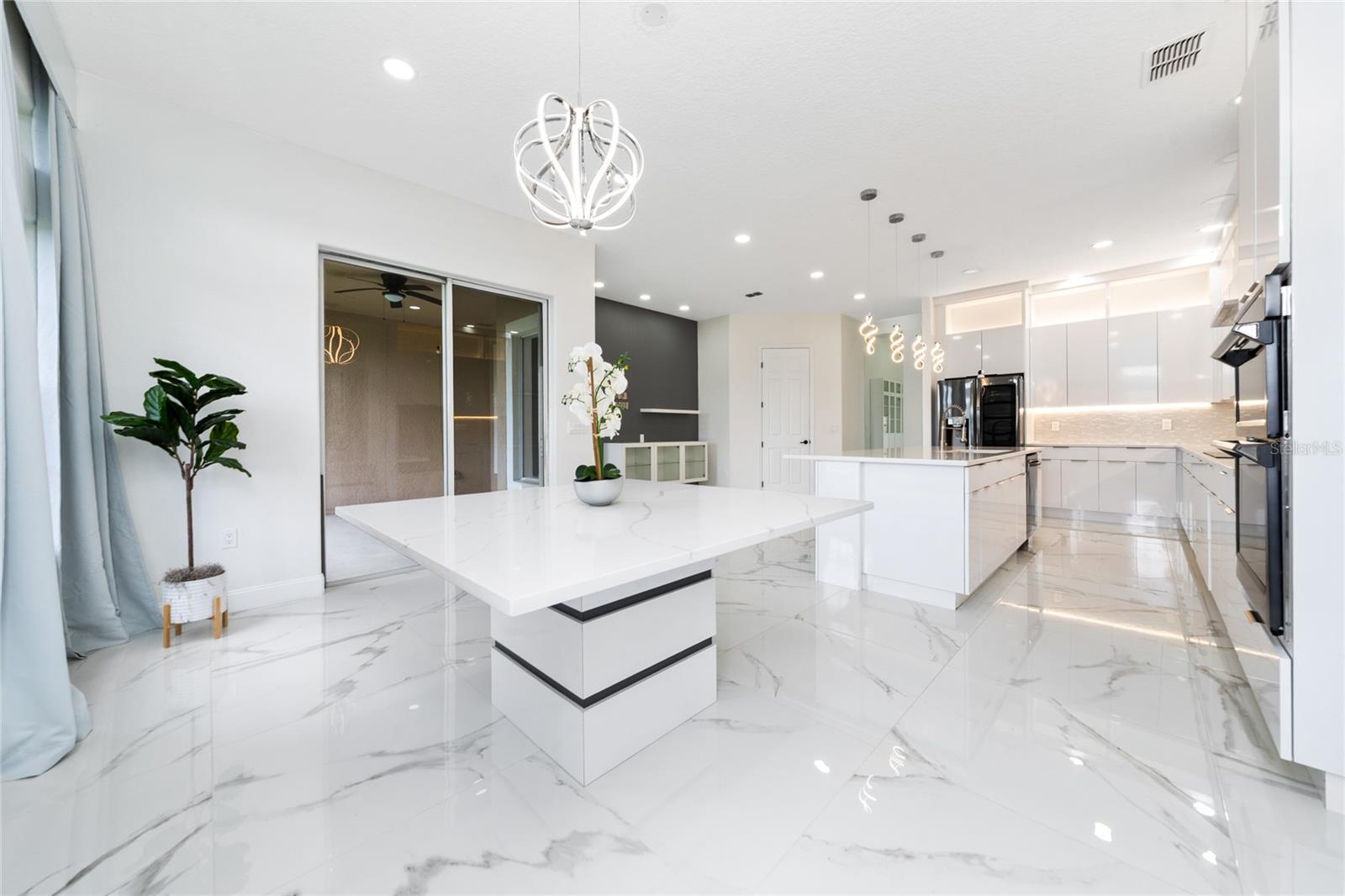 Image 28 of 51 For 16138 Bristol Lake Circle