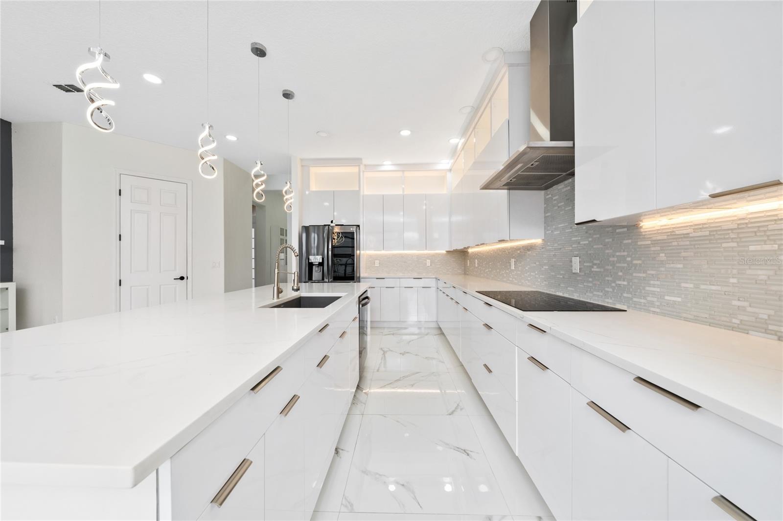 Image 29 of 51 For 16138 Bristol Lake Circle