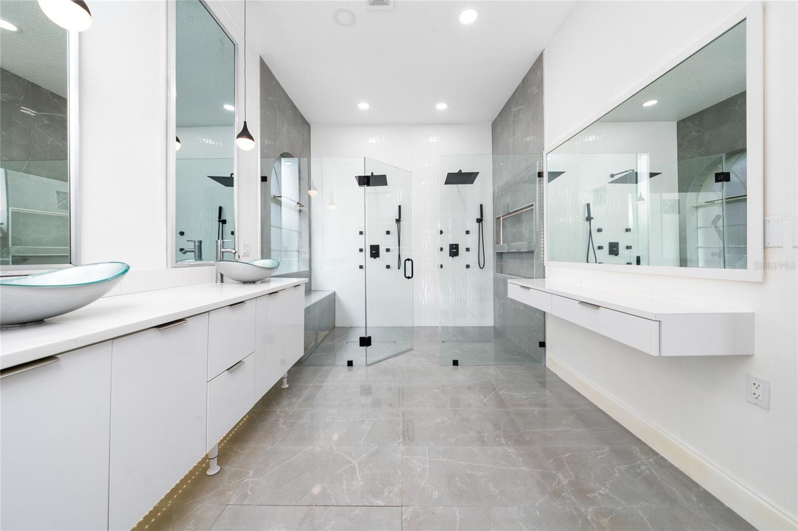 Image 43 of 51 For 16138 Bristol Lake Circle