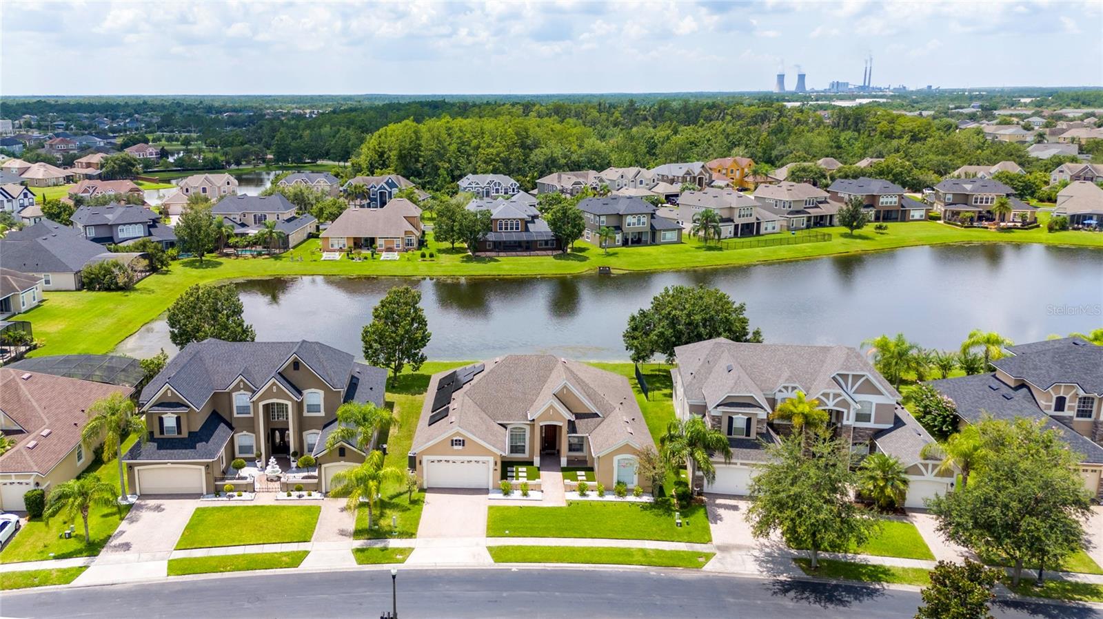 Image 5 of 51 For 16138 Bristol Lake Circle