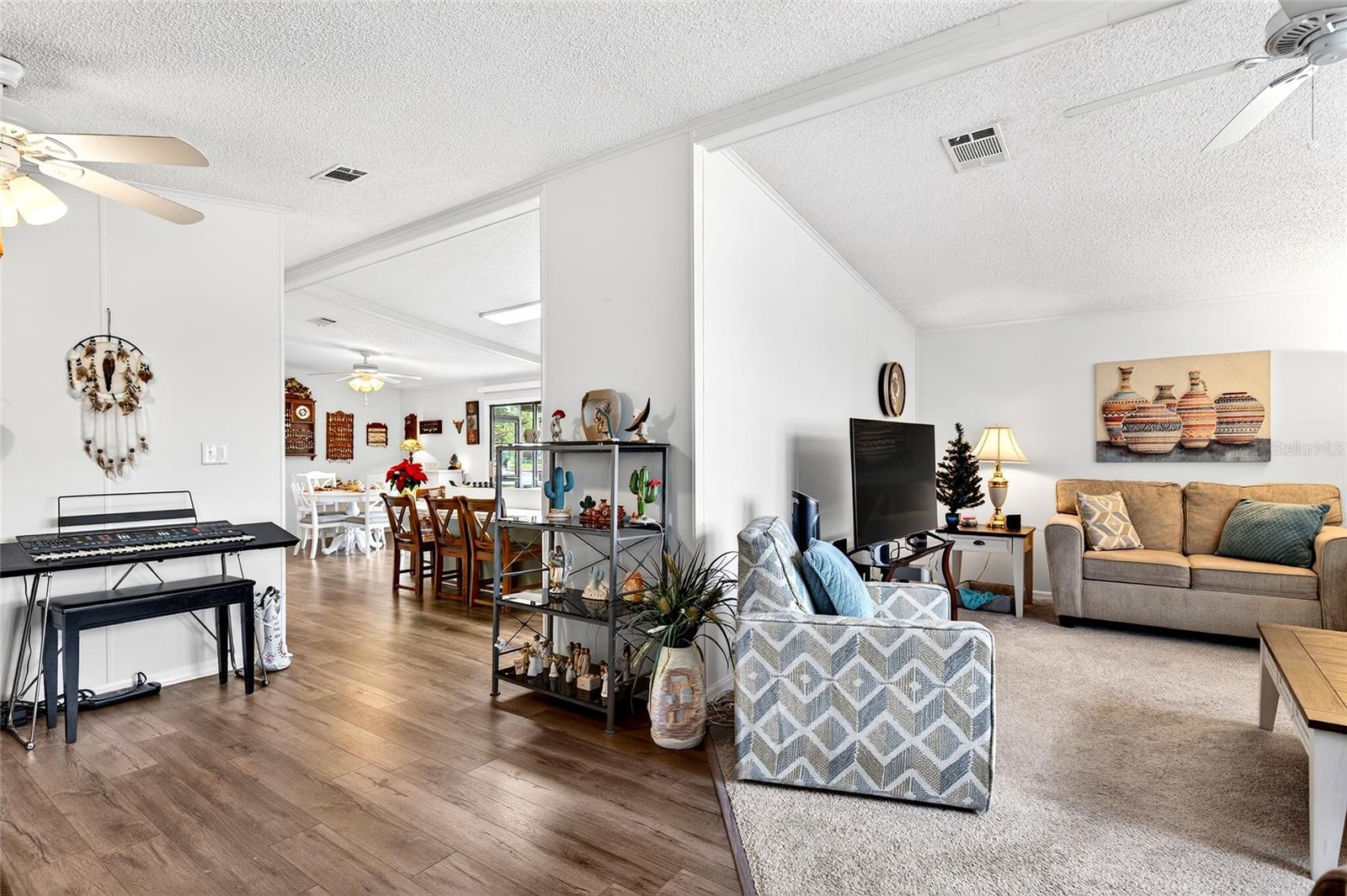 Image 12 of 34 For 8373 62nd Court