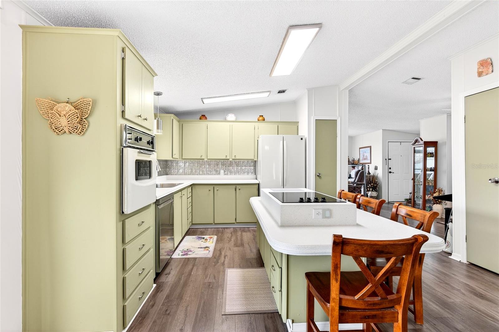 Image 19 of 34 For 8373 62nd Court