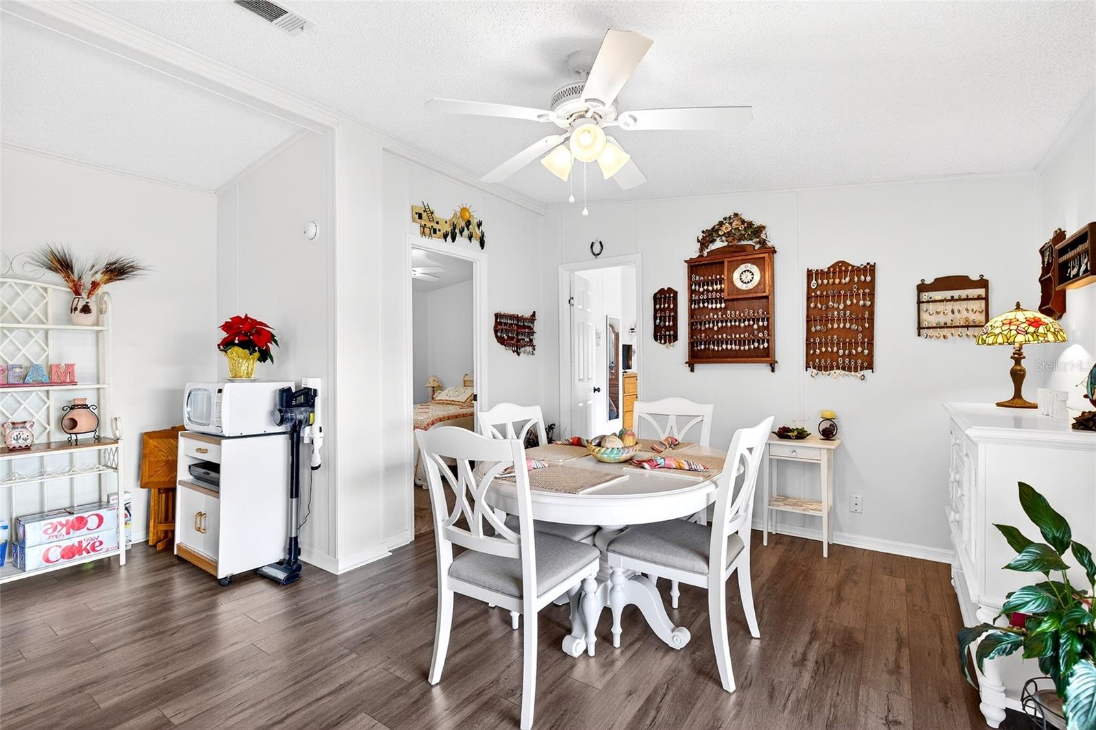 Image 21 of 34 For 8373 62nd Court