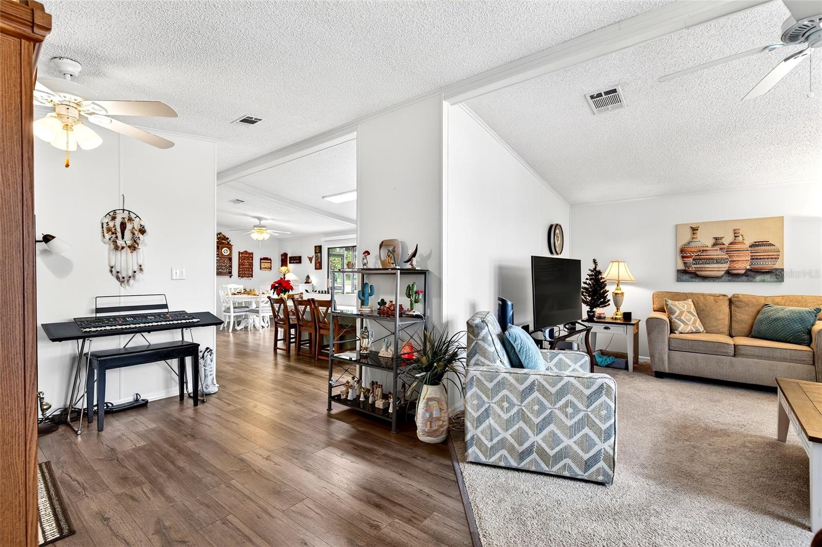 Image 7 of 34 For 8373 62nd Court