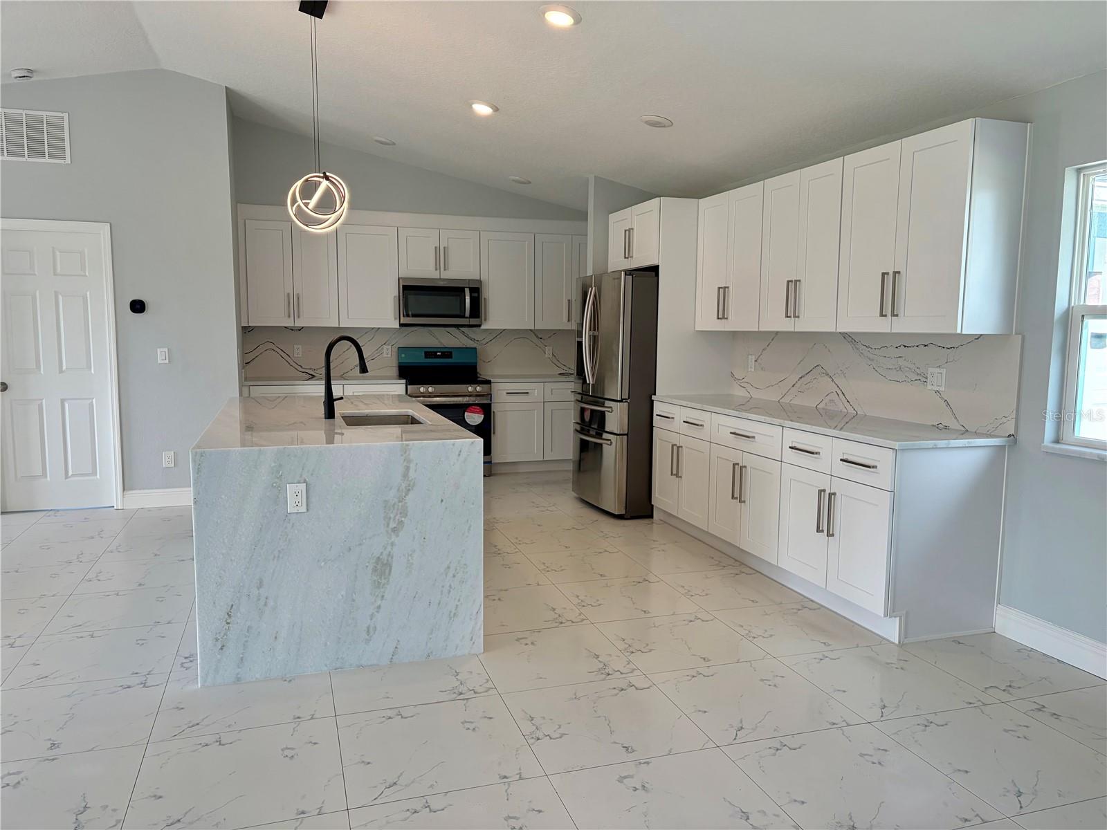 Image 11 of 36 For 1016 Ruth Drive