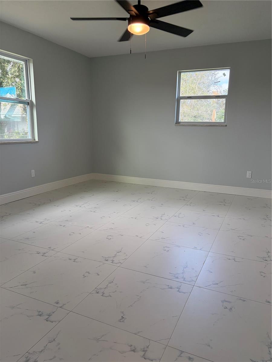 Image 17 of 36 For 1016 Ruth Drive