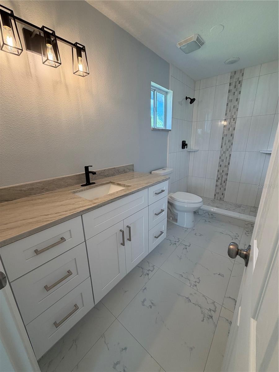 Image 23 of 36 For 1016 Ruth Drive