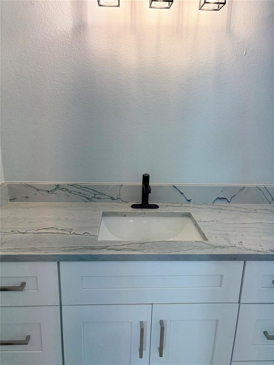 Image 30 of 36 For 1016 Ruth Drive