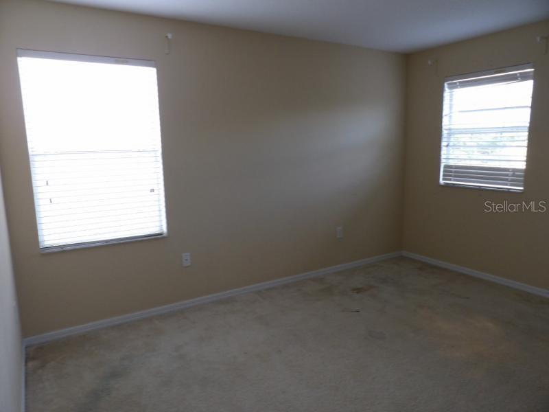 Listing photo id 6 for 12669 Belcroft Drive