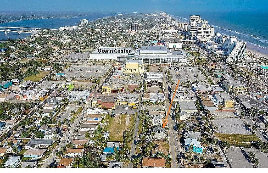 Image 40 of 40 For 30 Grandview Avenue