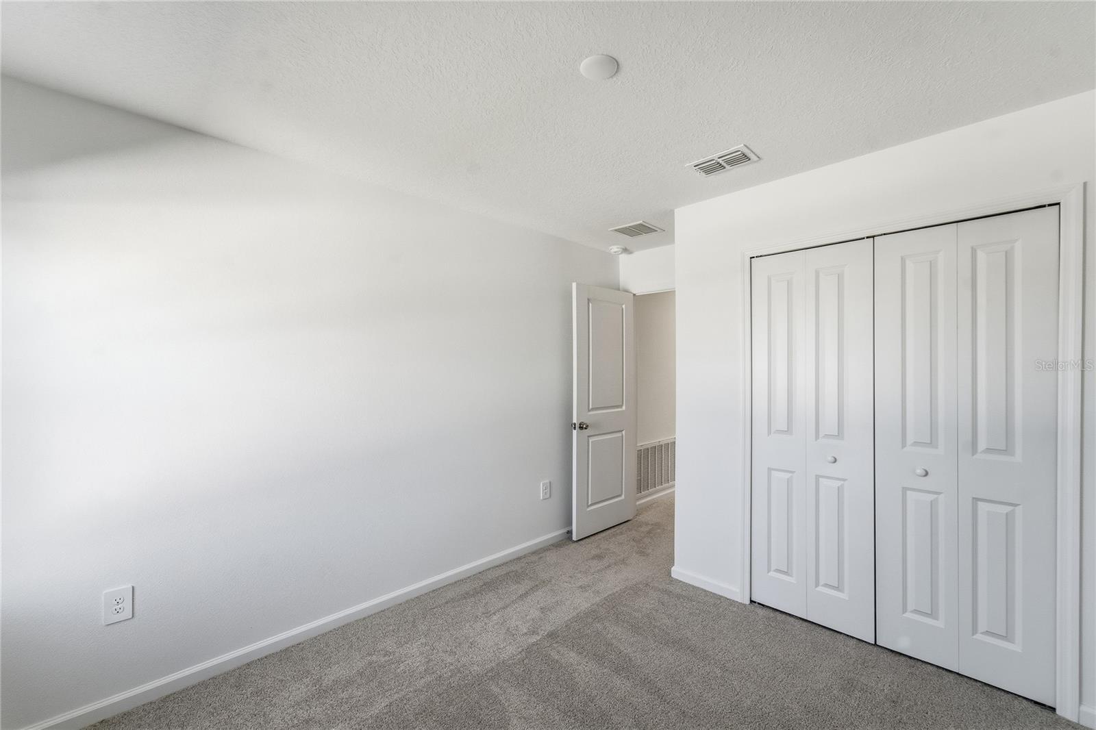 Image 22 of 39 For 6680 89th Loop