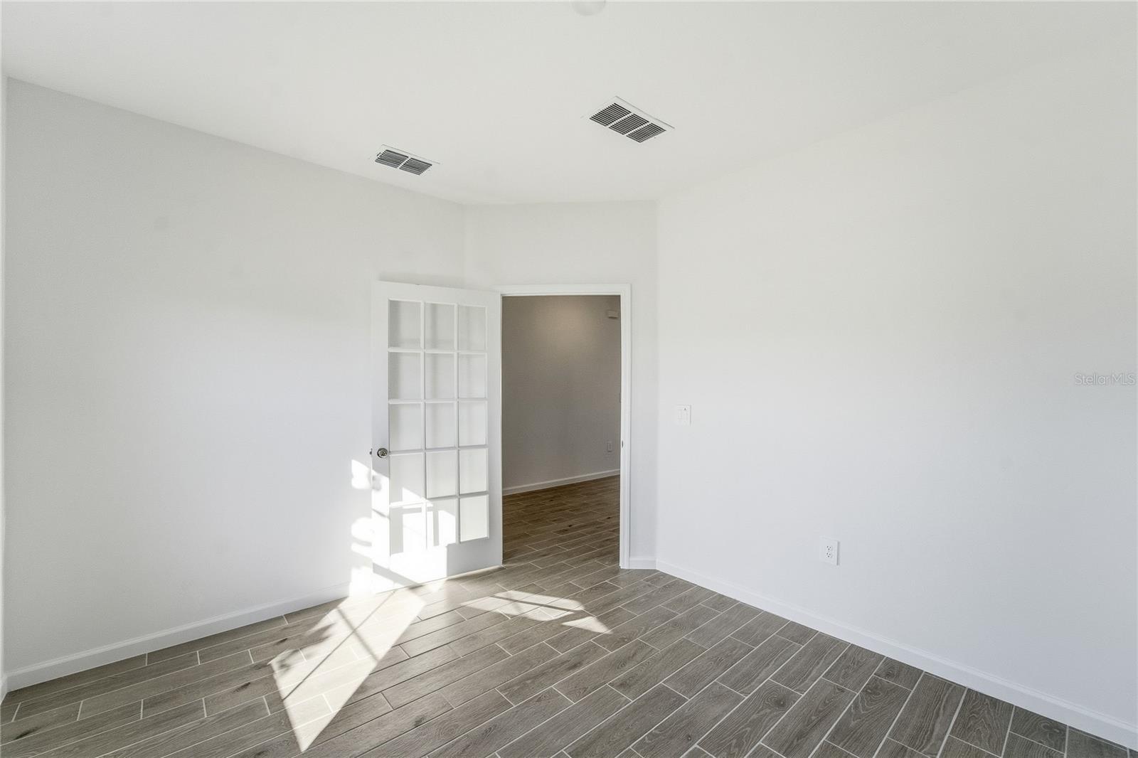 Image 38 of 39 For 6680 89th Loop