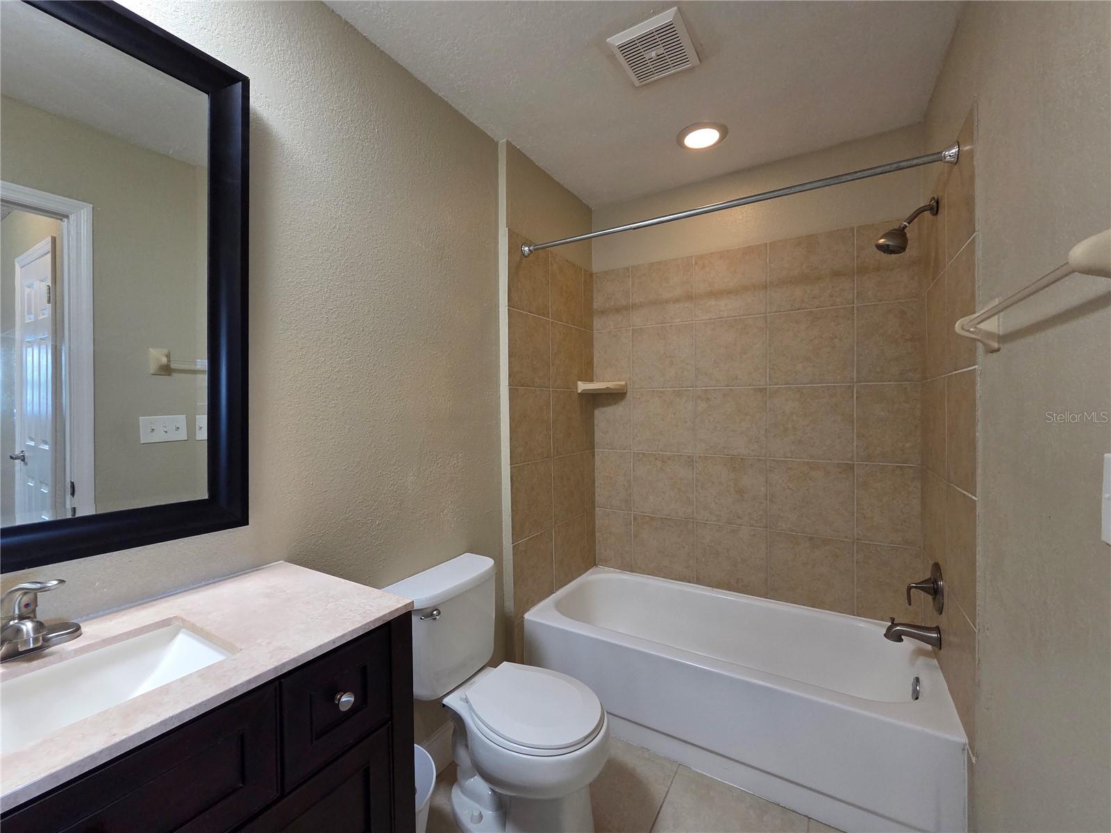 Image 16 of 23 For 1105 Clubside Drive 1105