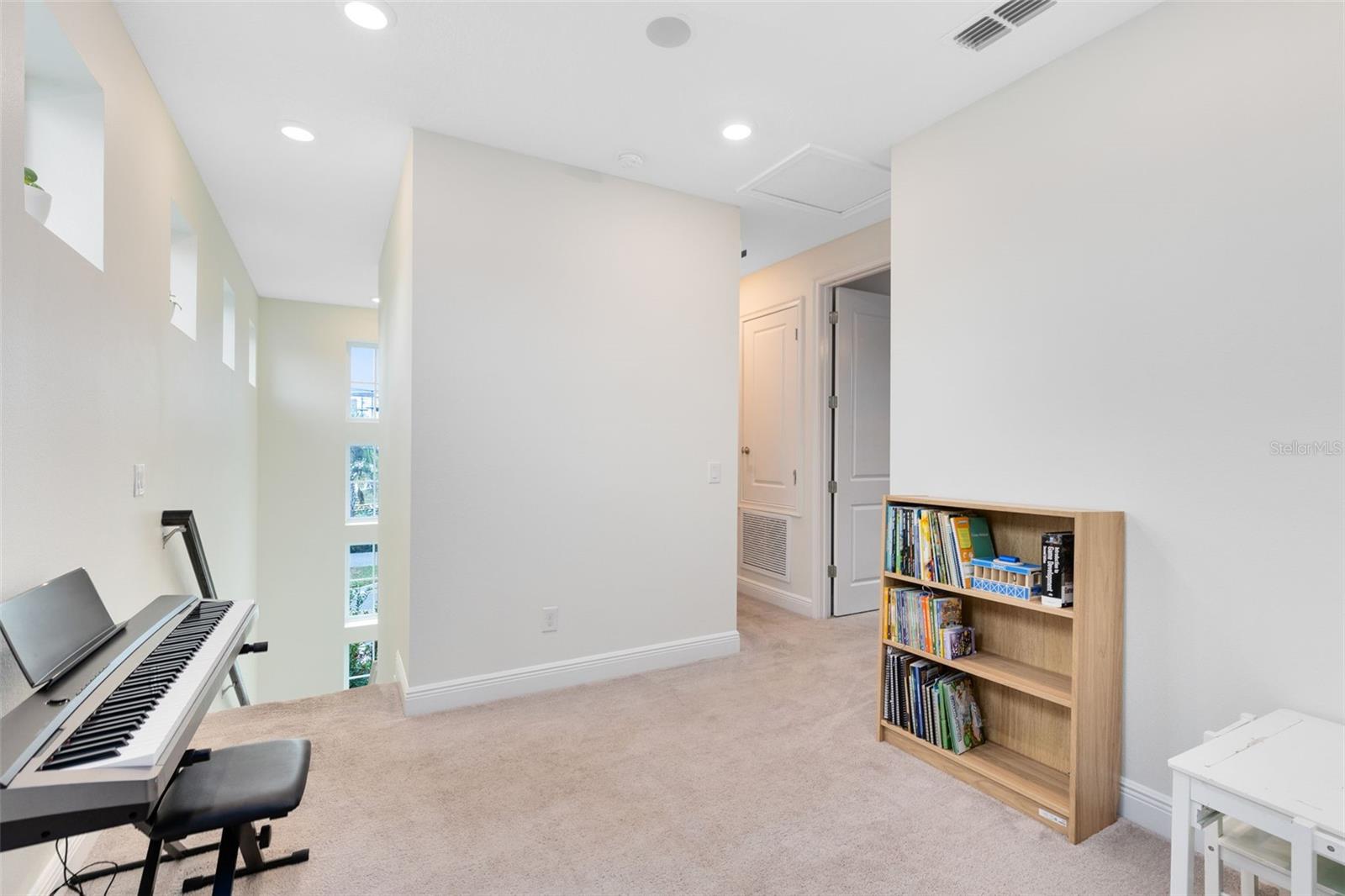 Image 9 of 37 For 14161 Centerline Drive