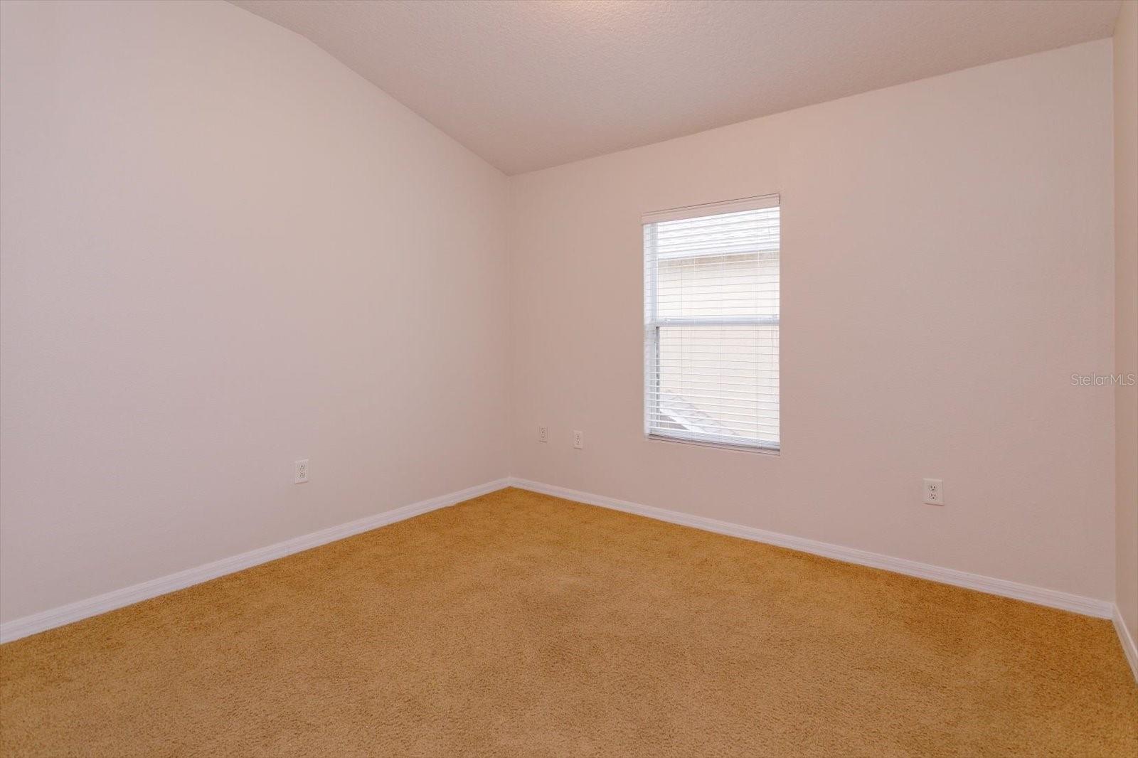 Image 19 of 29 For 1532 Broken Oak Drive B