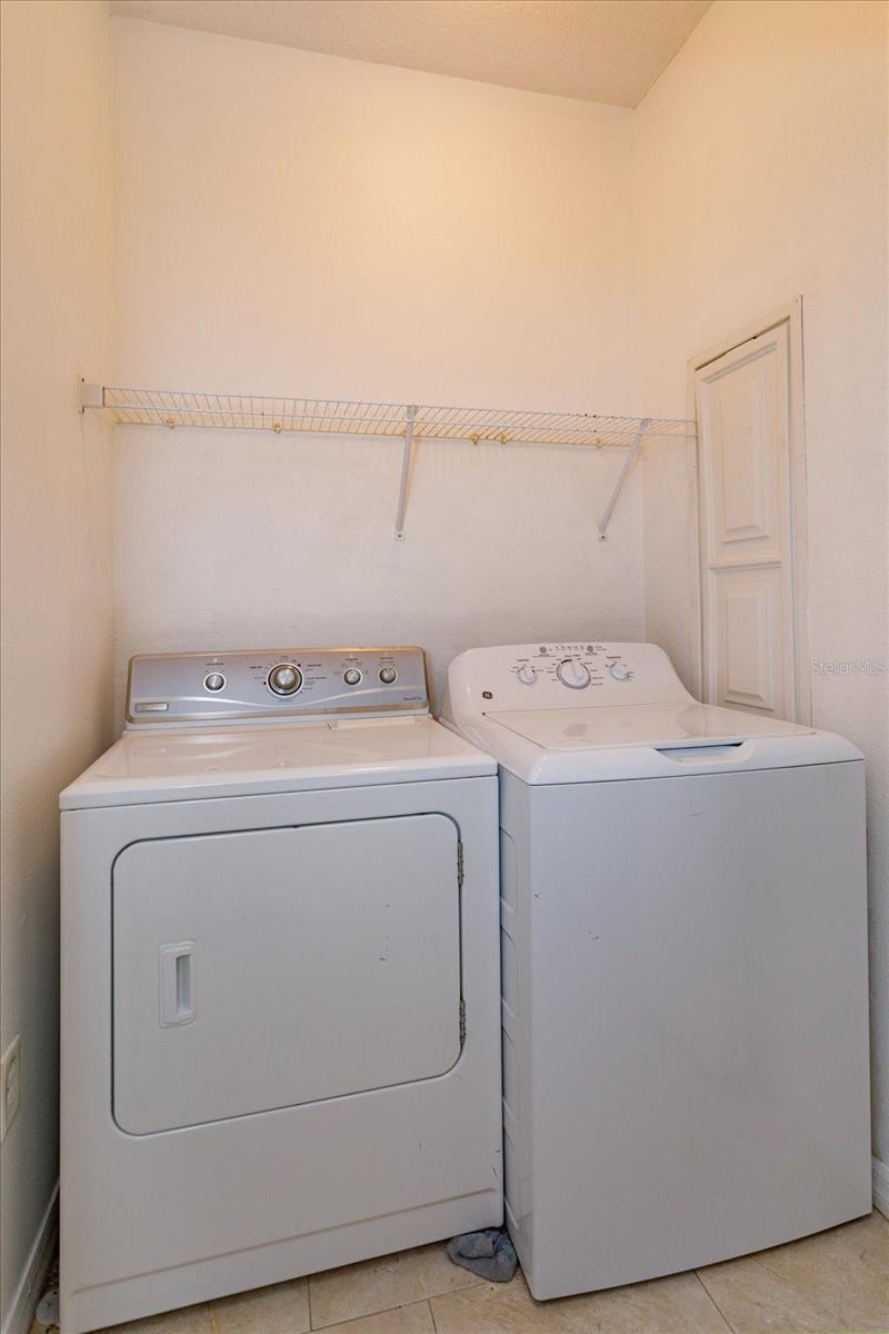 Image 23 of 29 For 1532 Broken Oak Drive B