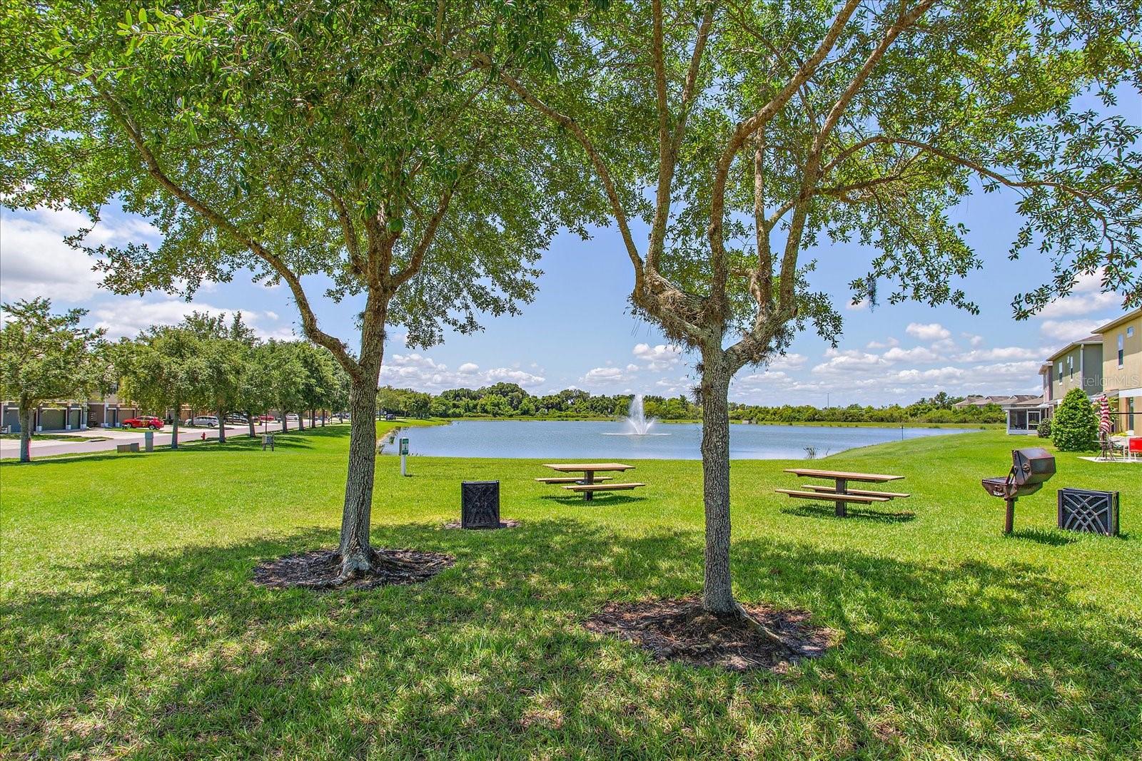 Image 27 of 29 For 1532 Broken Oak Drive B