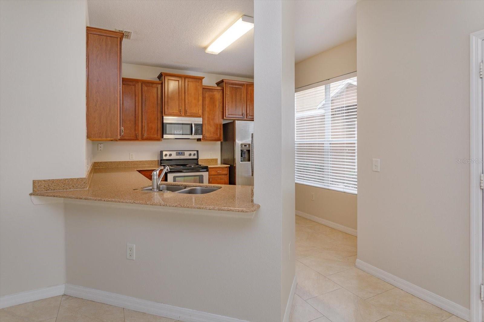 Image 5 of 29 For 1532 Broken Oak Drive B