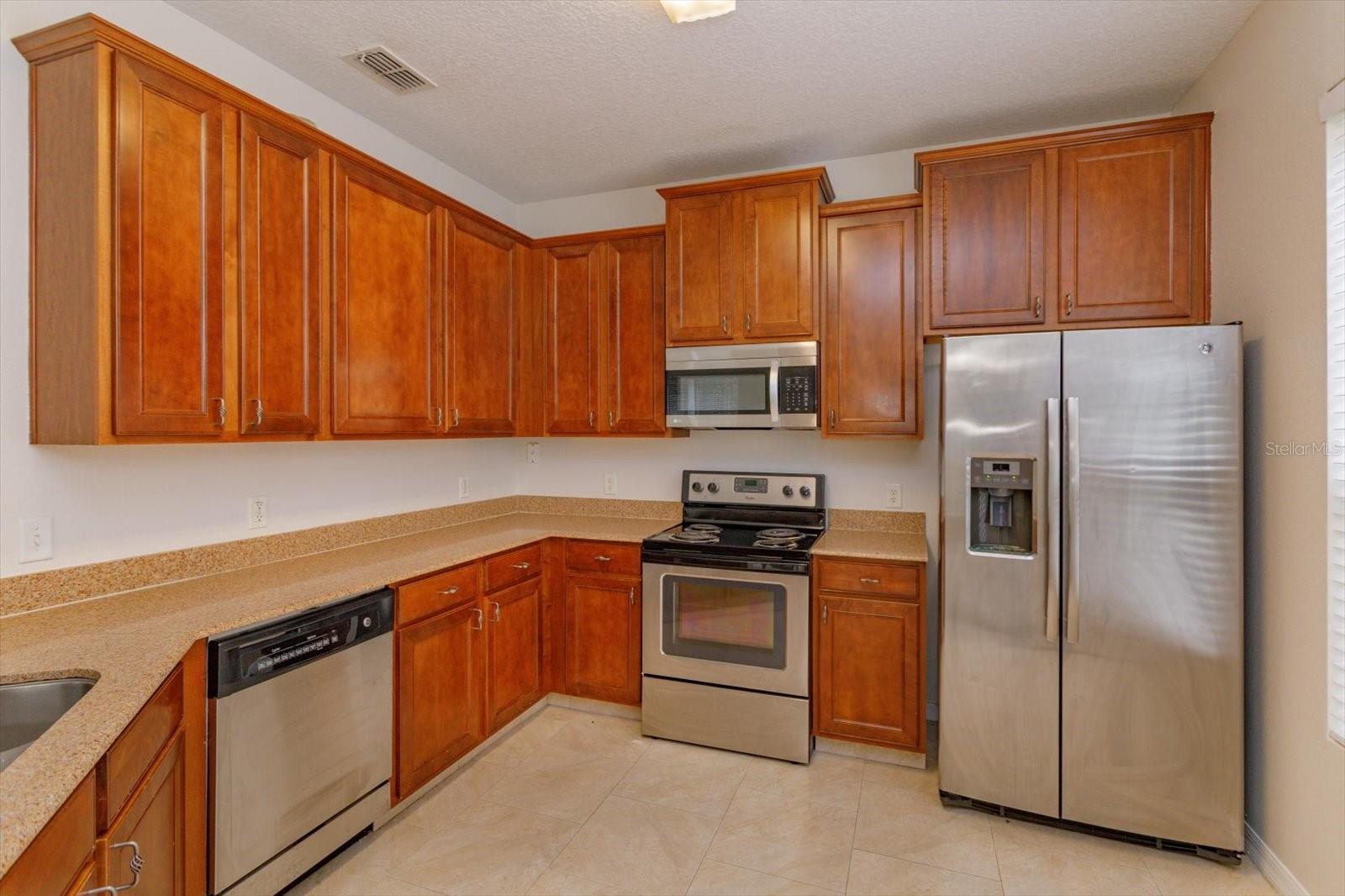 Image 6 of 29 For 1532 Broken Oak Drive B