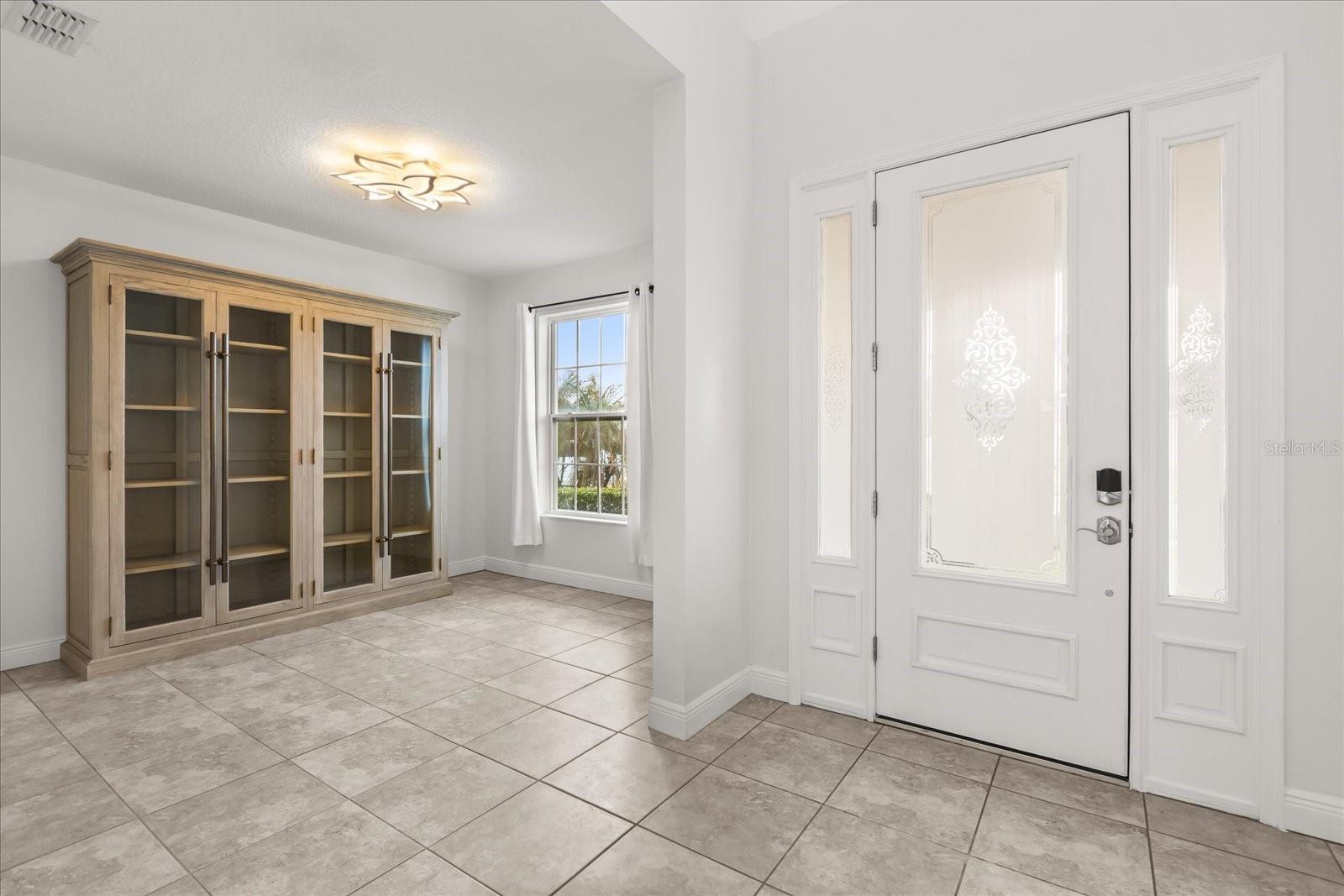 Image 4 of 62 For 14355 Black Lake Preserve Street