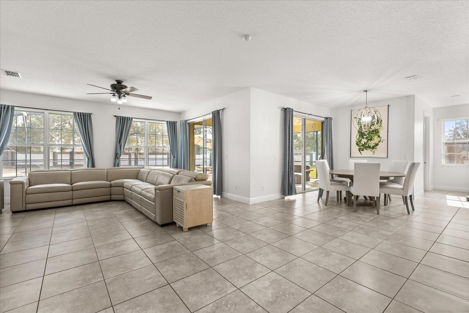 Image 5 of 62 For 14355 Black Lake Preserve Street