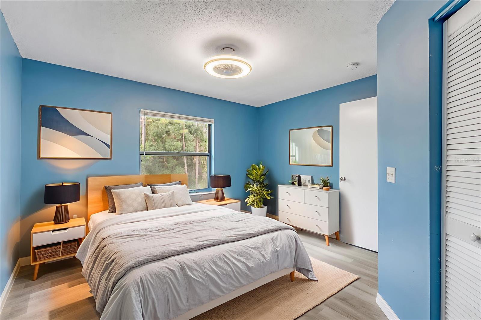 Image 27 of 40 For 1601 Big Tree Road 807