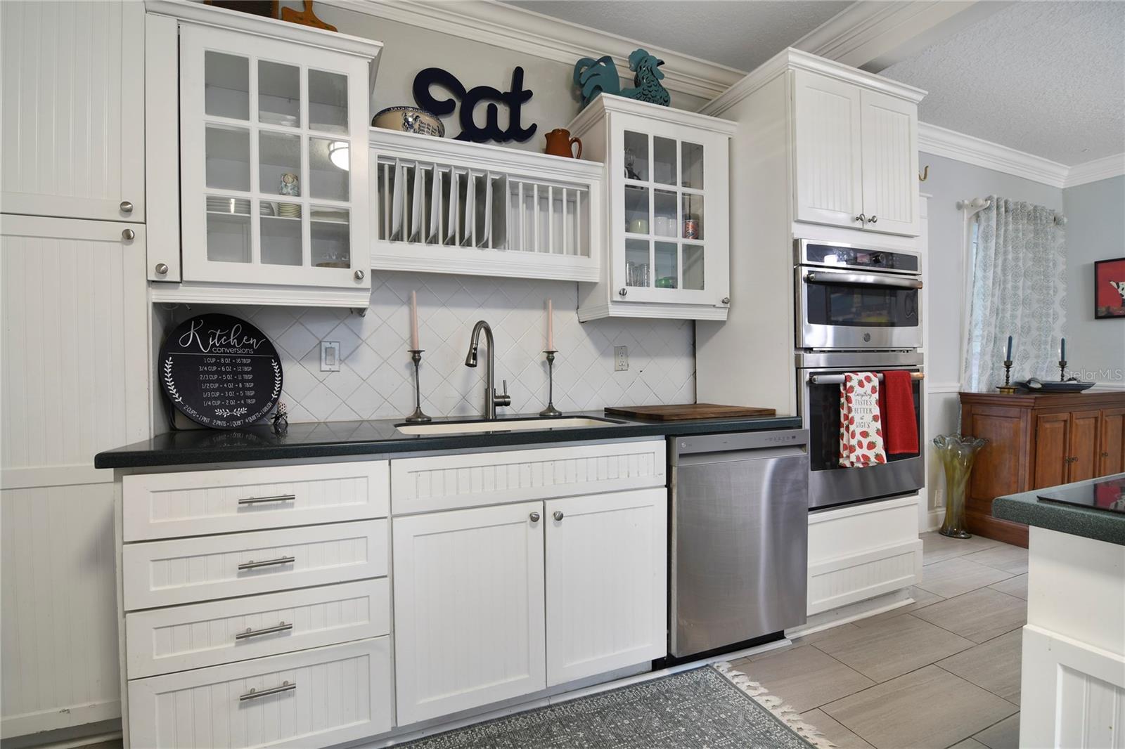 Image 13 of 38 For 1020 Wisconsin Avenue