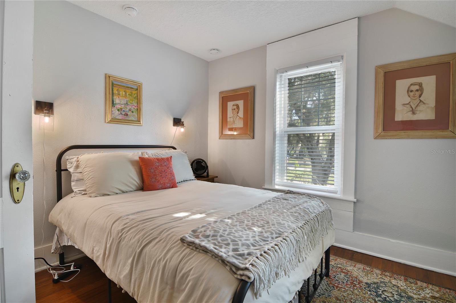 Image 18 of 38 For 1020 Wisconsin Avenue