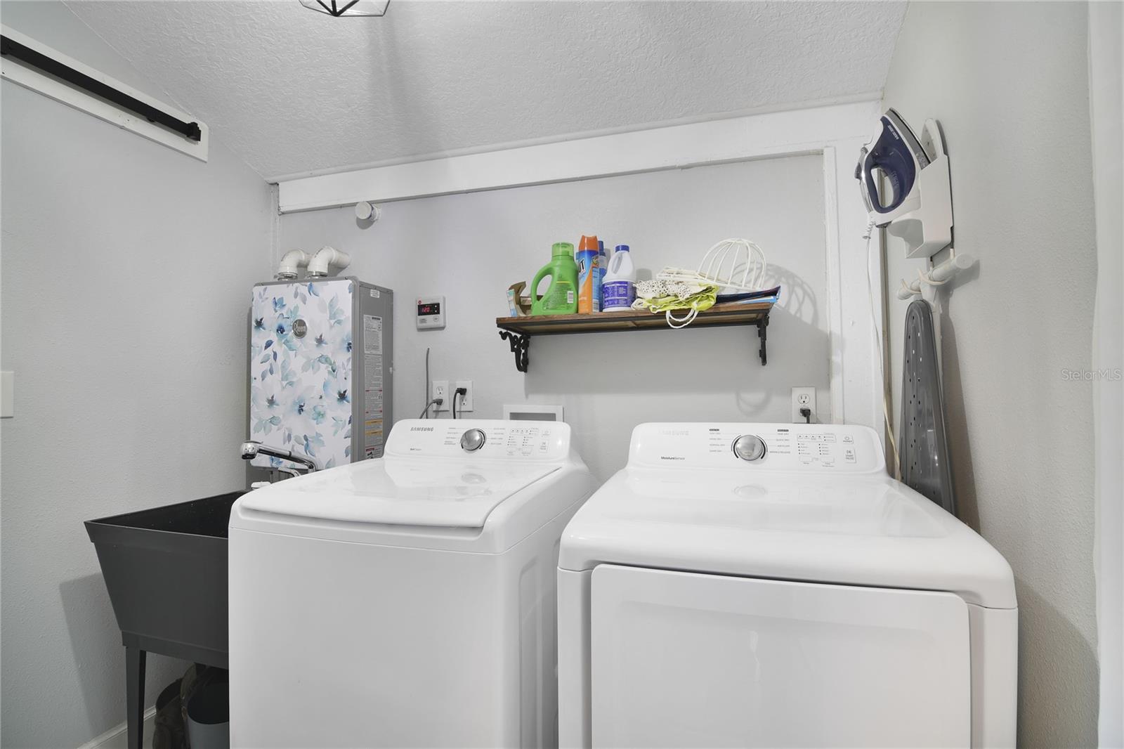 Image 24 of 38 For 1020 Wisconsin Avenue