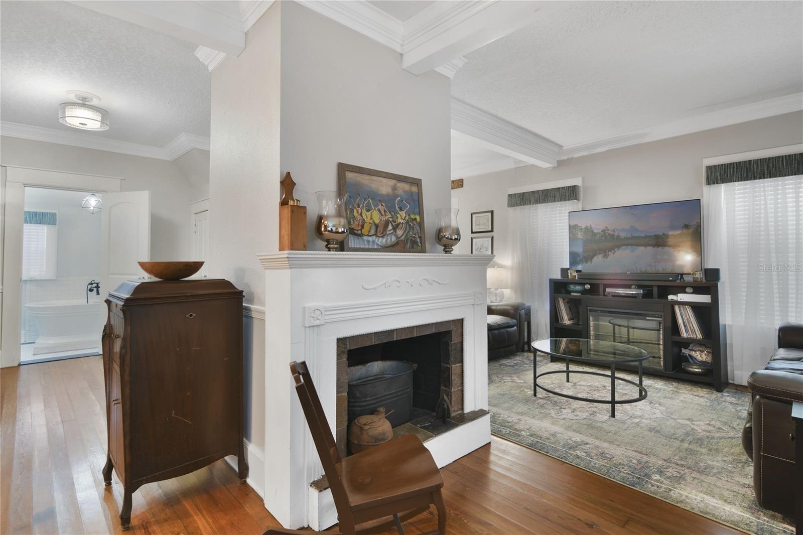 Image 8 of 38 For 1020 Wisconsin Avenue