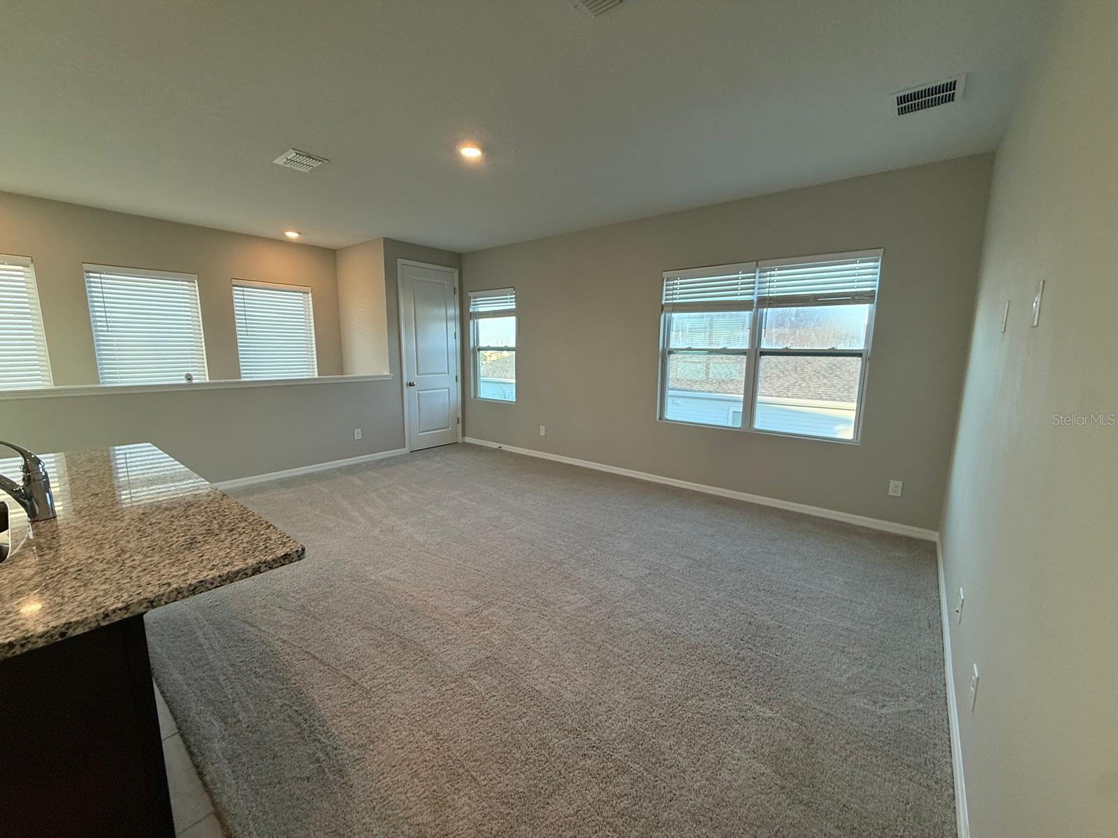 Image 4 of 13 For 3124 Voyager Avenue